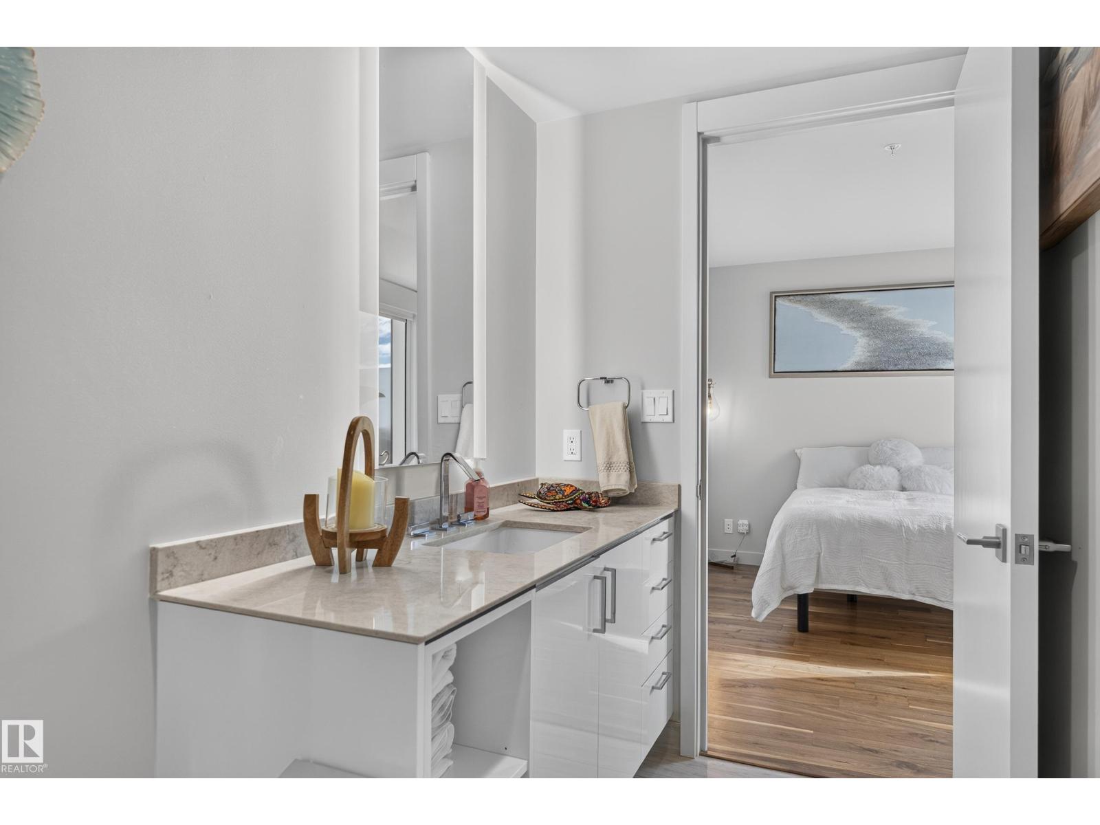#4206 10360 102 St Nw Property Photo 70