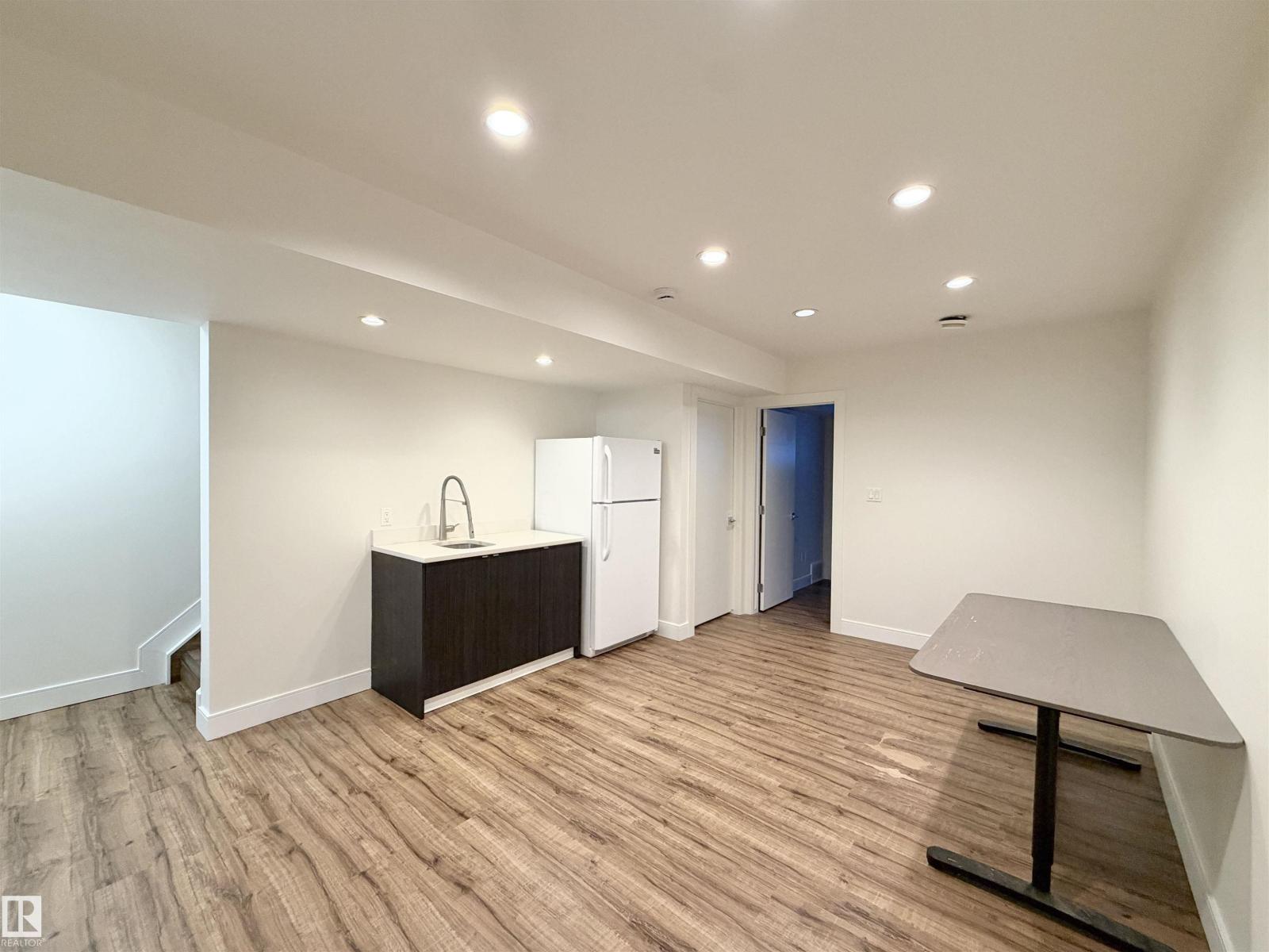 11127 77 Av Nw Property Photo 29