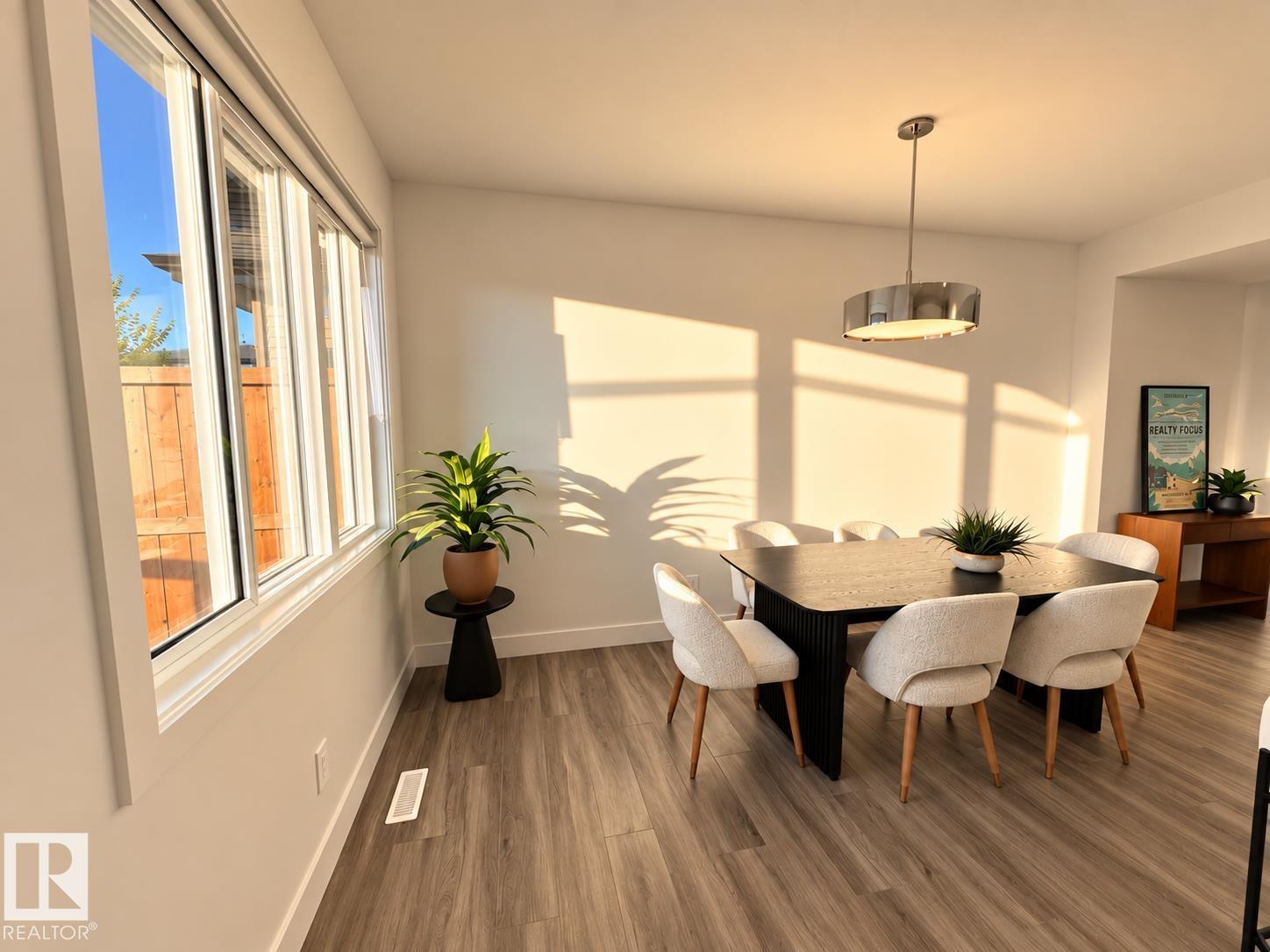 #70 16231 19 Av Sw Property Photo 5