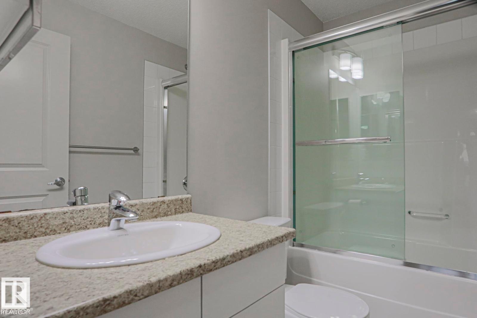 #127 5515 7 Av Sw Property Photo 13