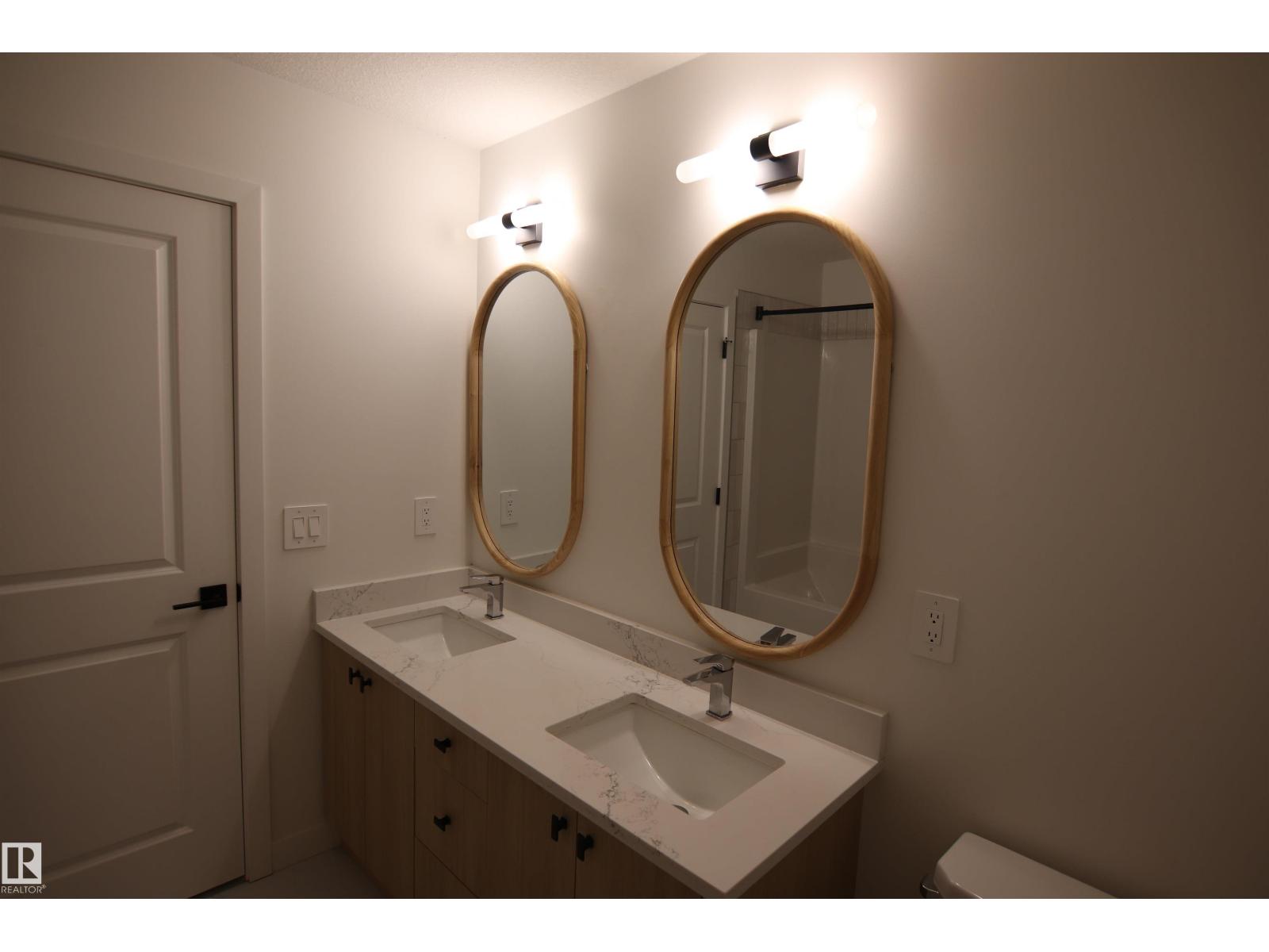 3332 168 St Sw Property Photo 22