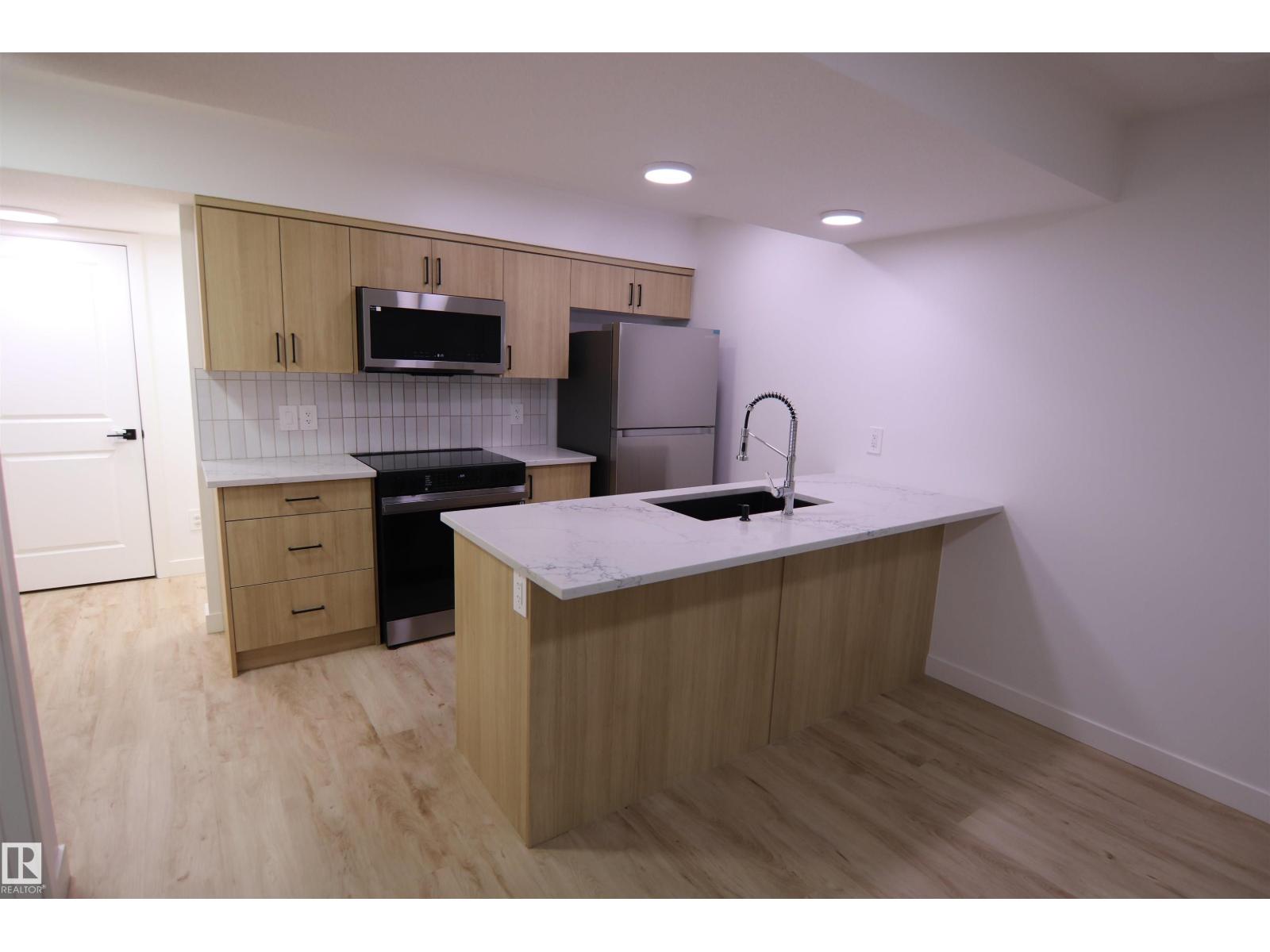 3332 168 St Sw Property Photo 35