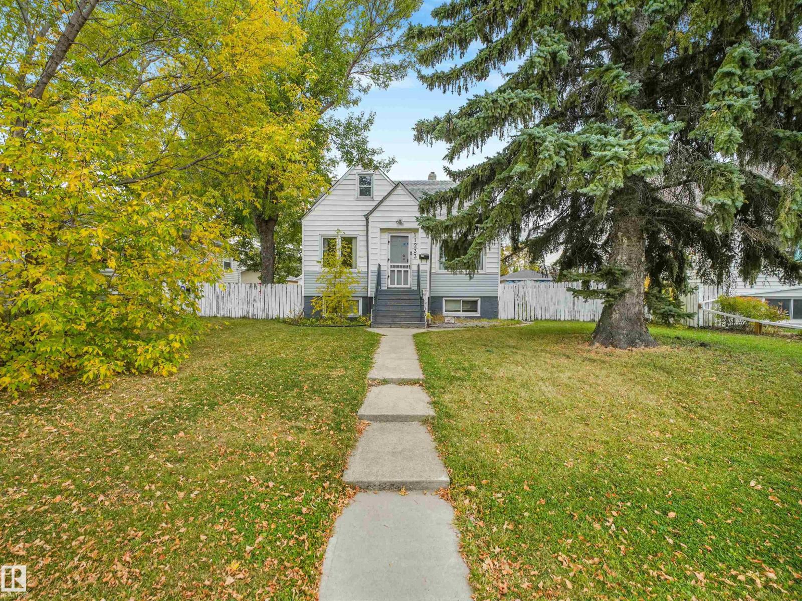 11233 103 St Nw Property Photo 5