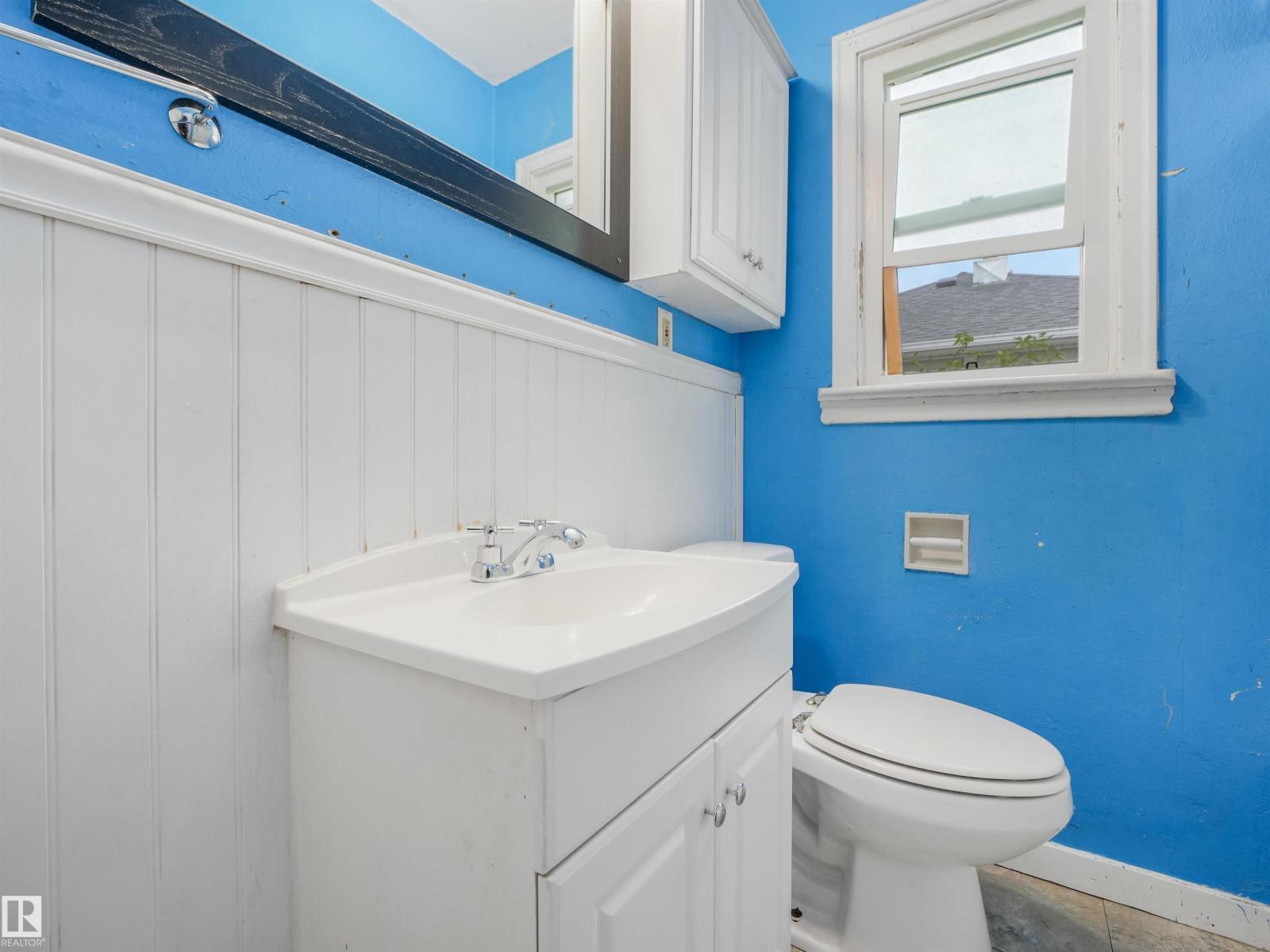 11233 103 St Nw Property Photo 18