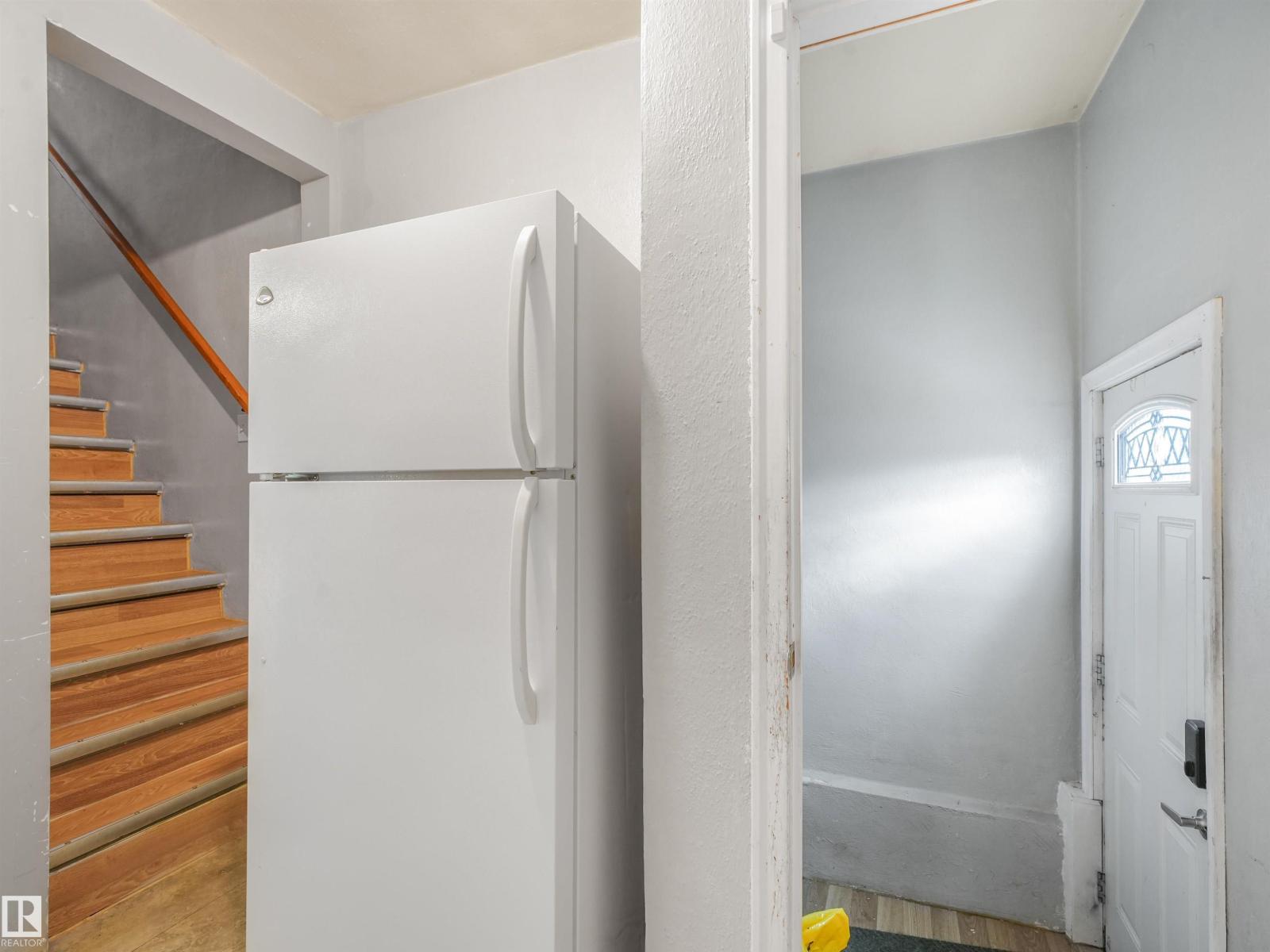 11233 103 St Nw Property Photo 29