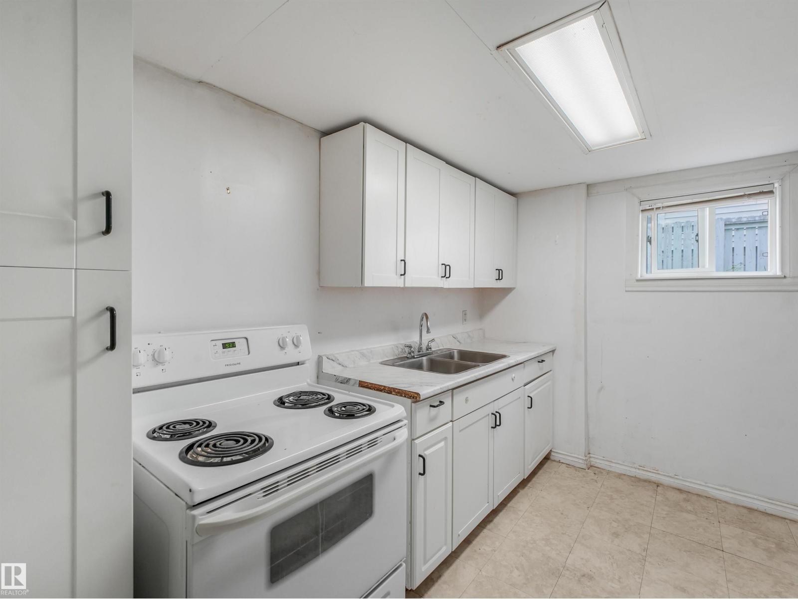 11233 103 St Nw Property Photo 40