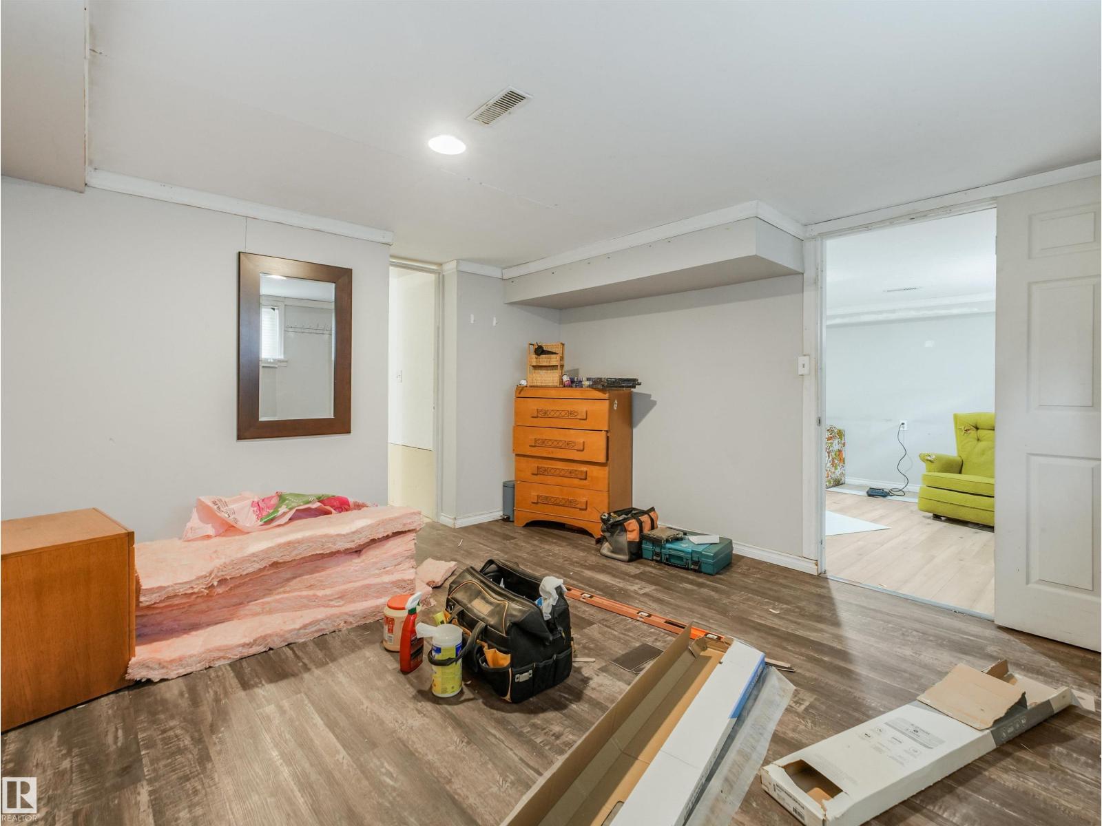 11233 103 St Nw Property Photo 48