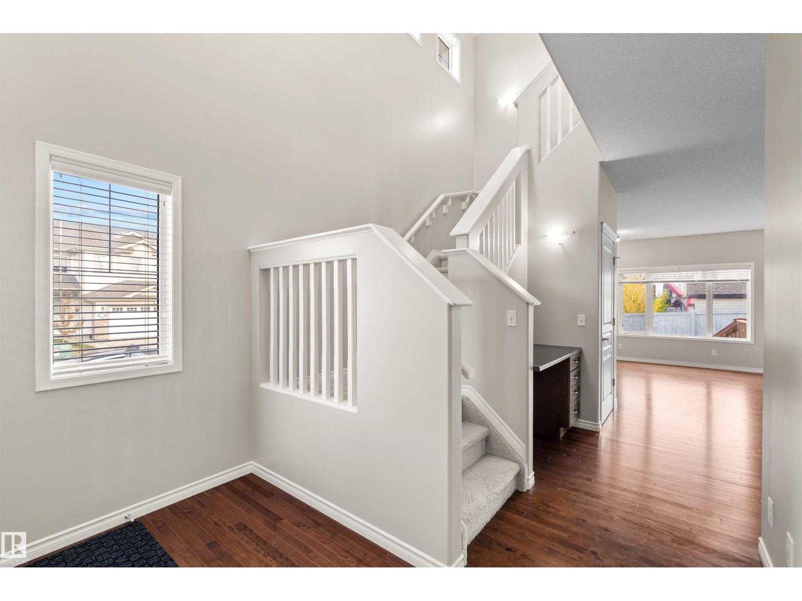 6023 208 St Nw Property Photo 3