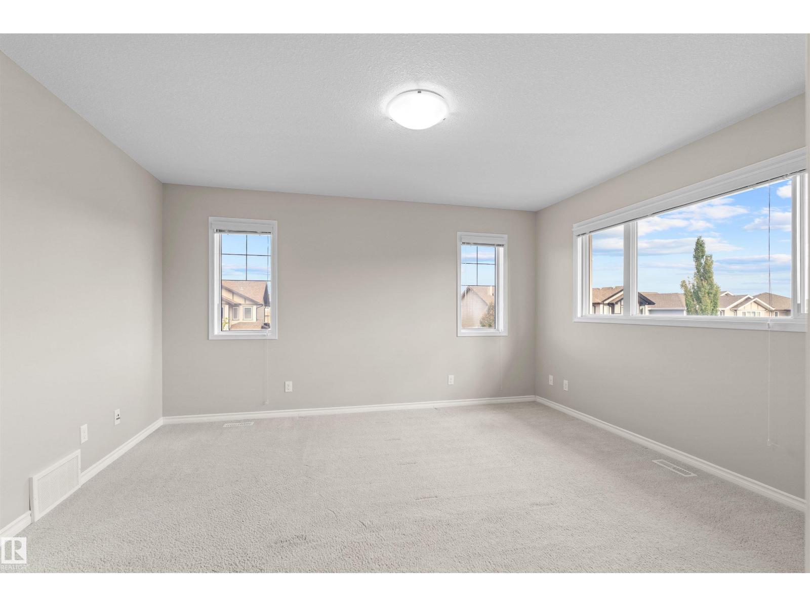 6023 208 St Nw Property Photo 17