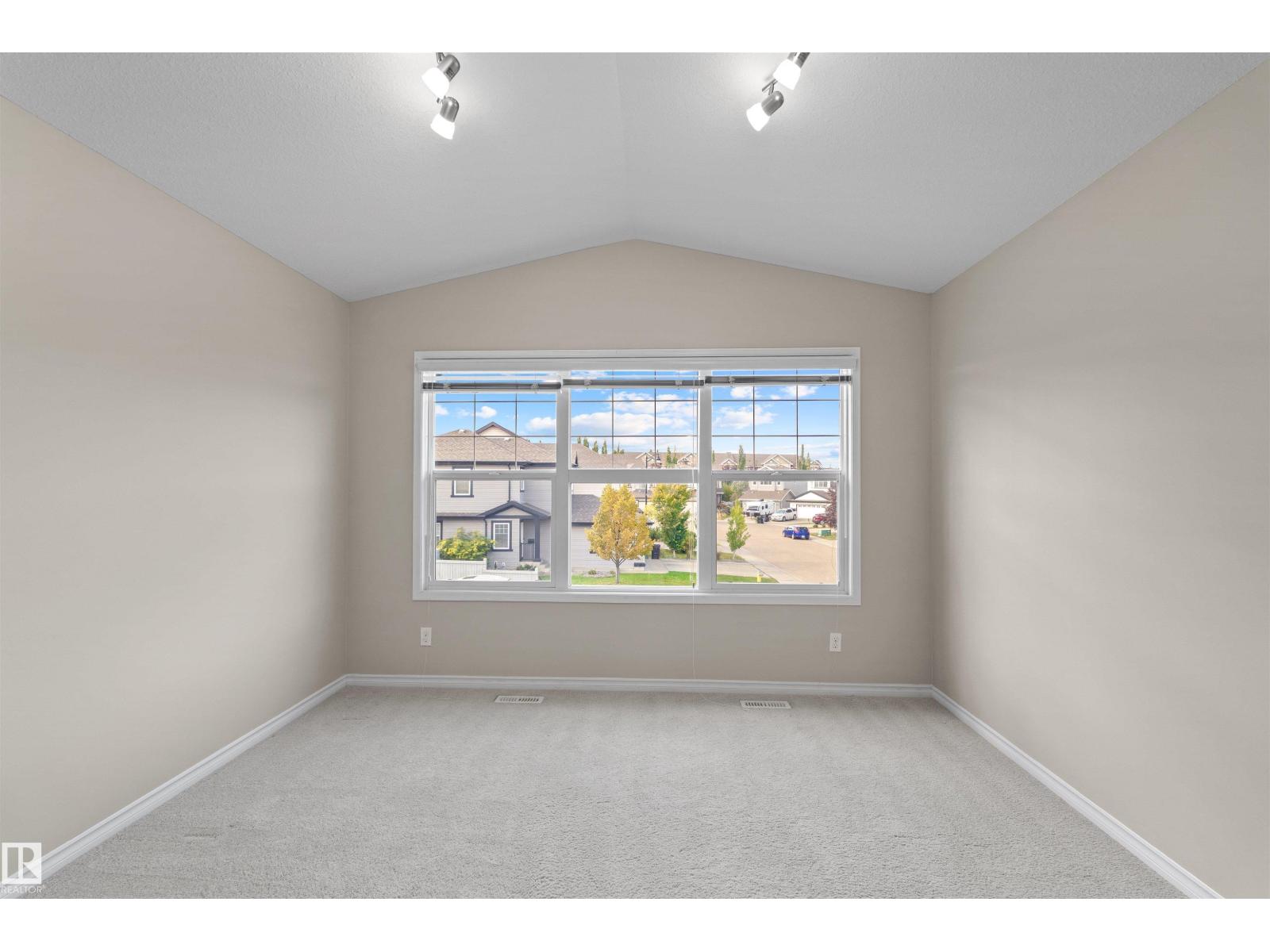 6023 208 St Nw Property Photo 23