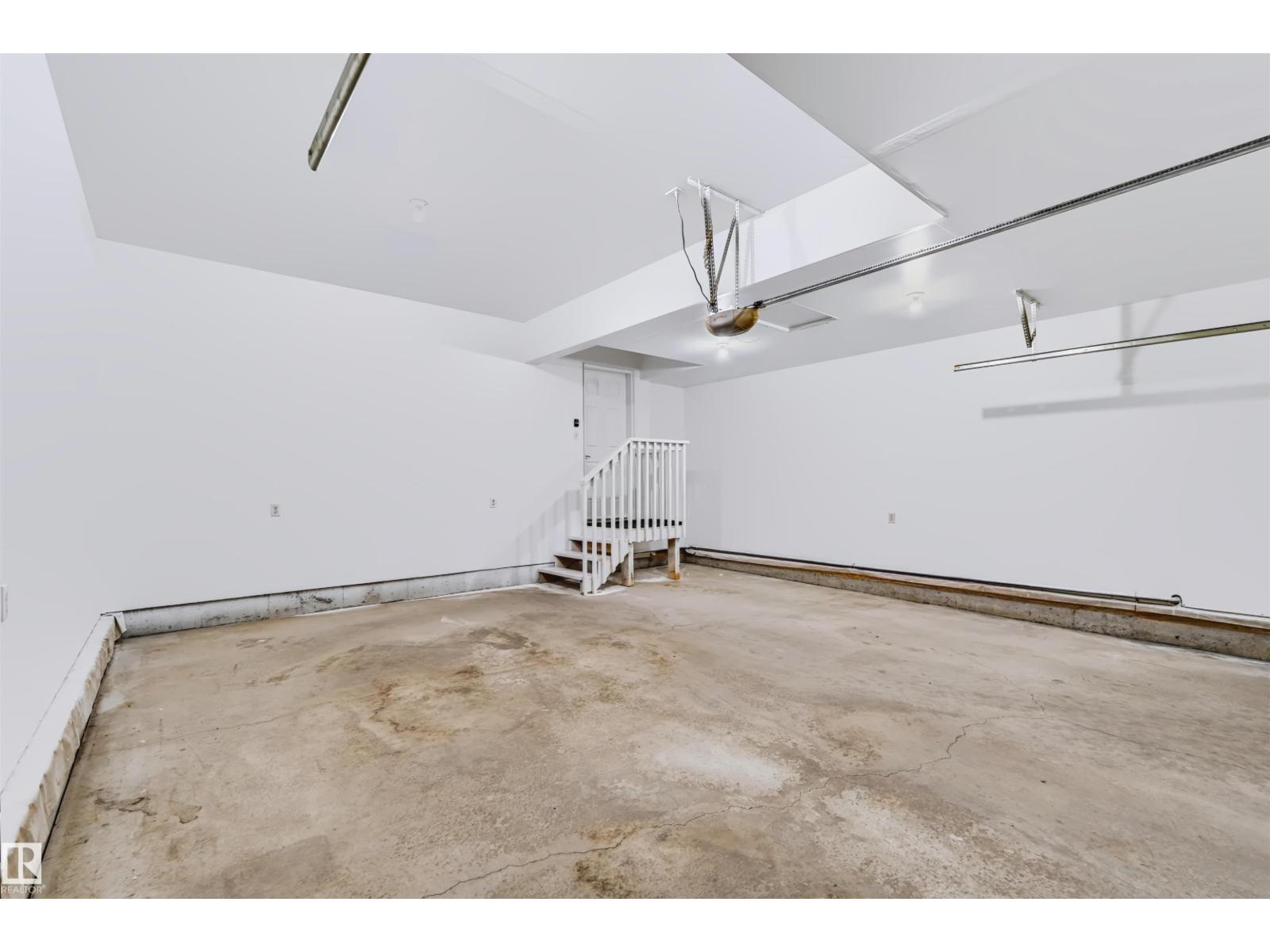 6023 208 St Nw Property Photo 28