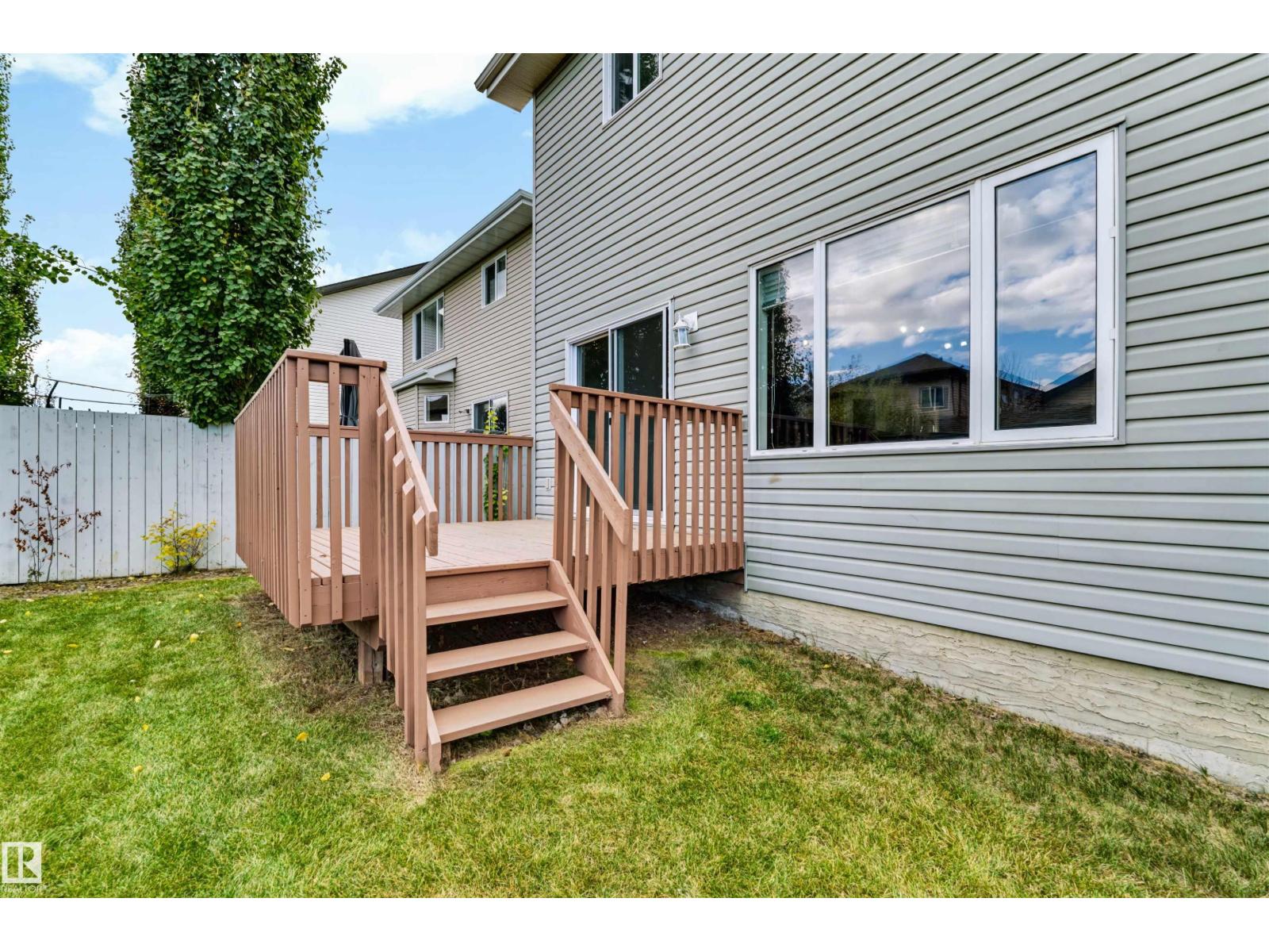 6023 208 St Nw Property Photo 31