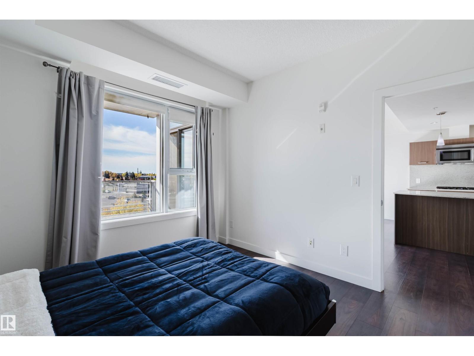 #401 2504 109 St Nw Property Photo 23