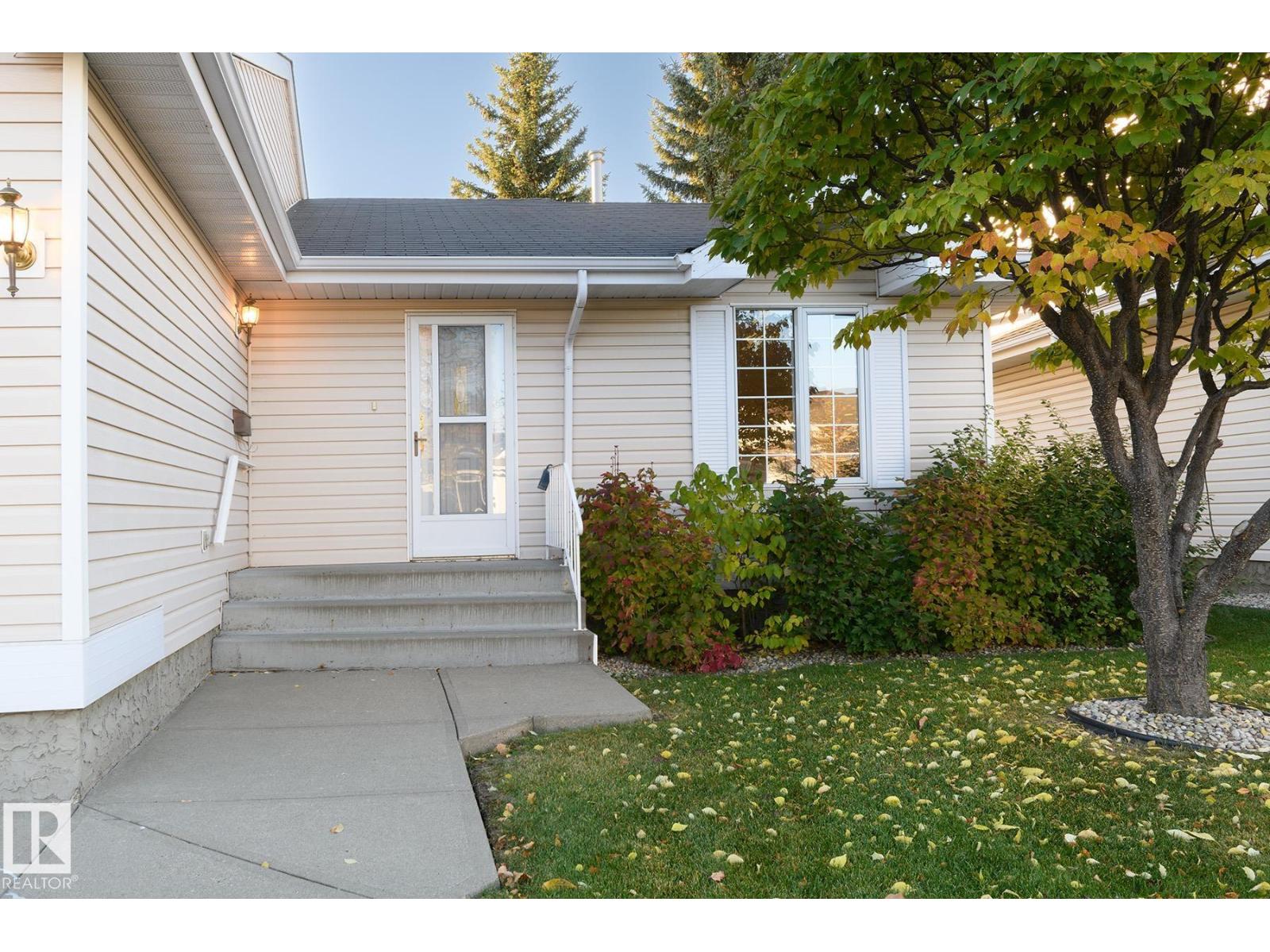 #27 13217 155 Av Nw Property Photo 2