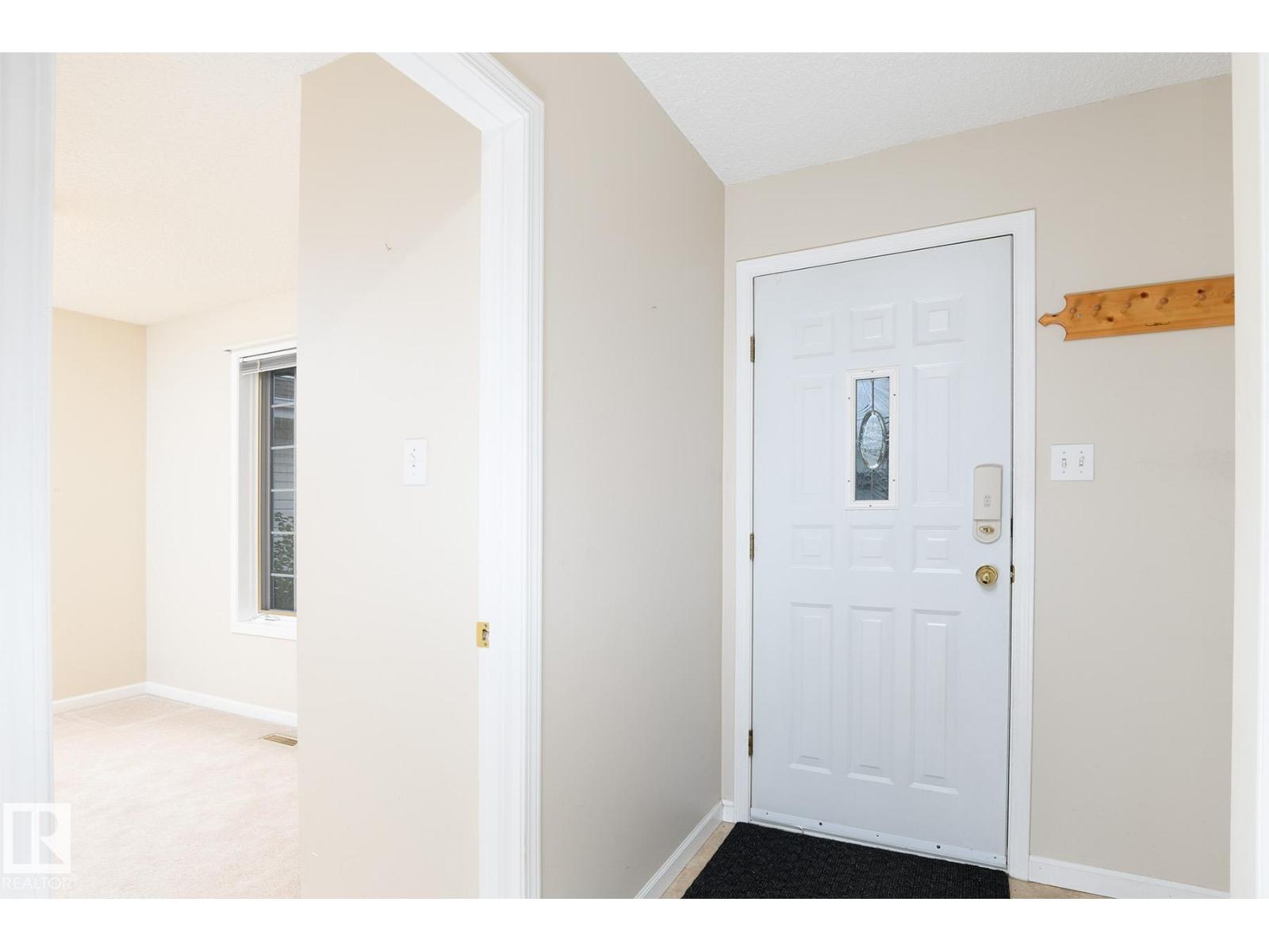 #27 13217 155 Av Nw Property Photo 3