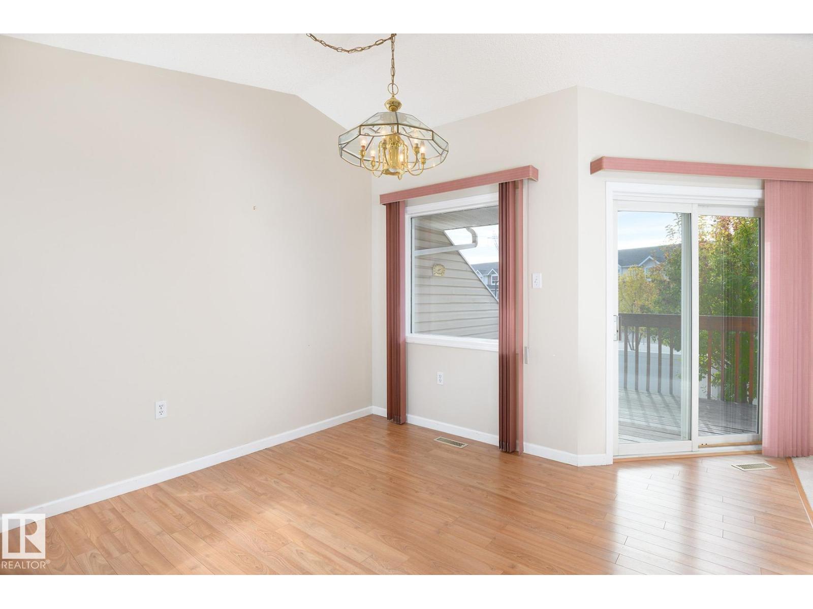 #27 13217 155 Av Nw Property Photo 13