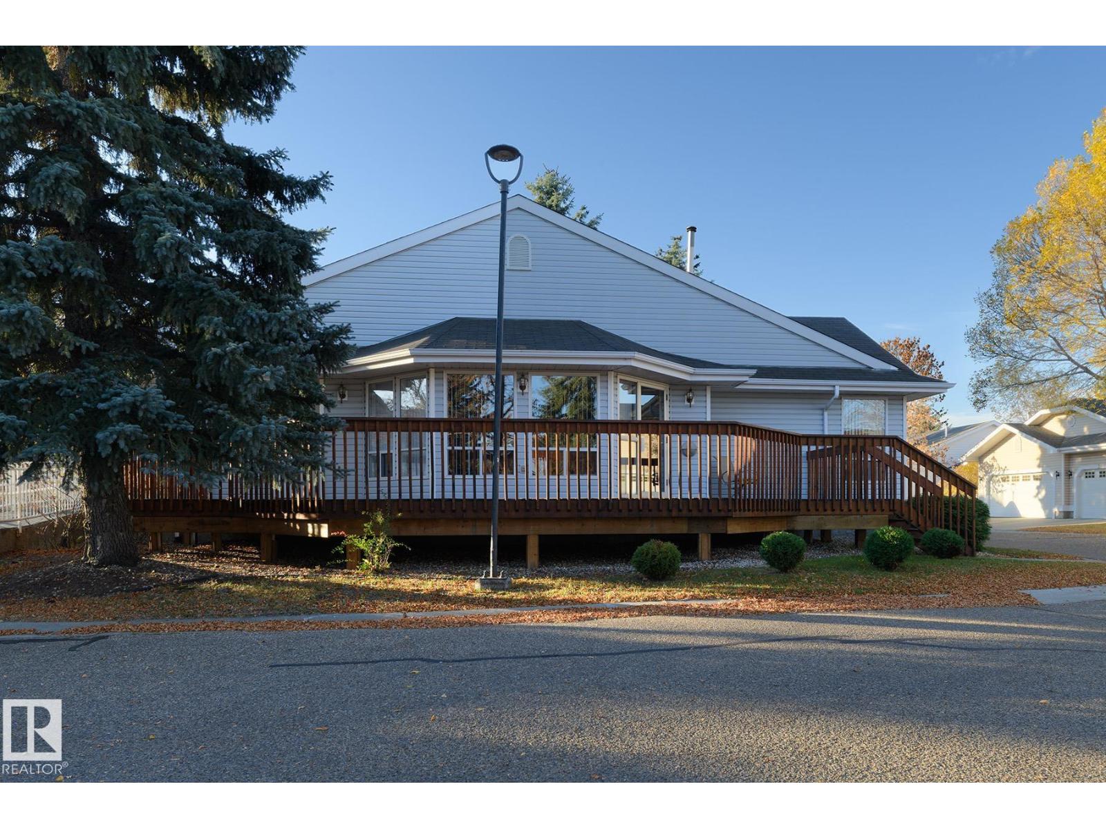 #27 13217 155 Av Nw Property Photo 39