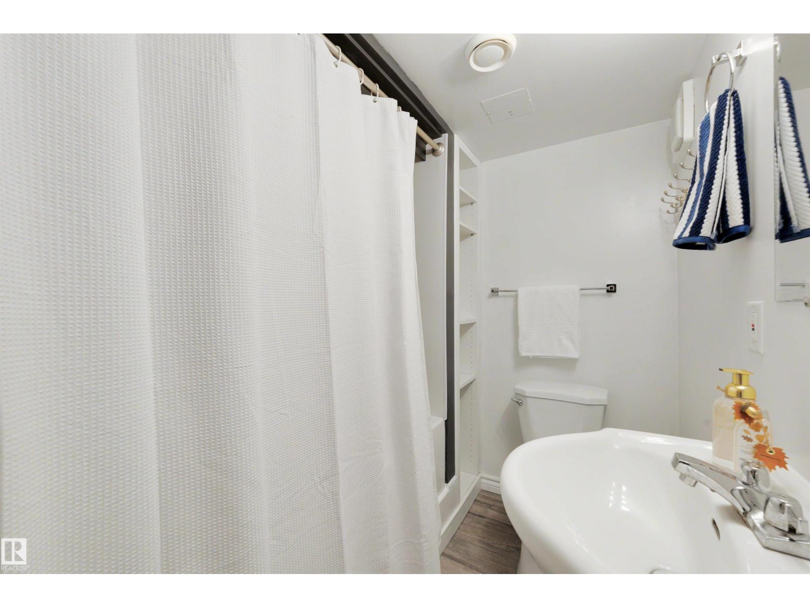 3908 41 Av Nw Property Photo 47