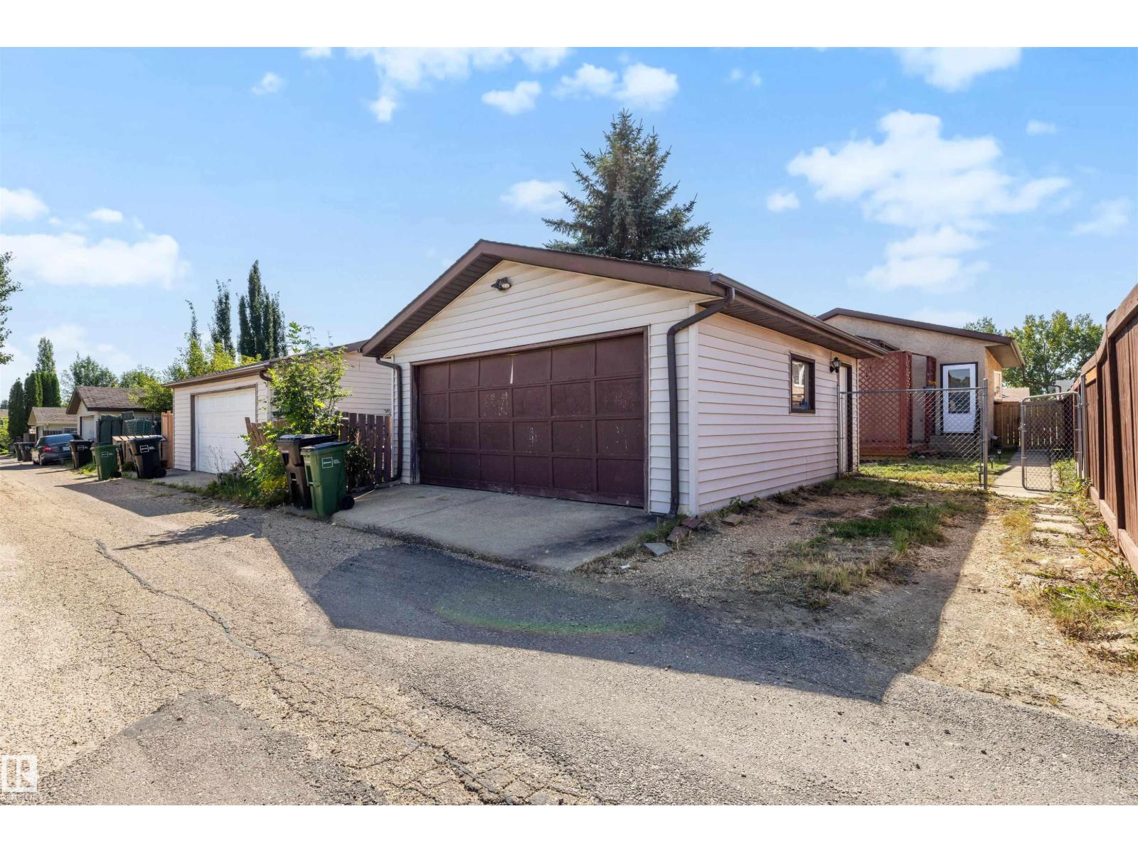 3908 41 Av Nw Property Photo 59