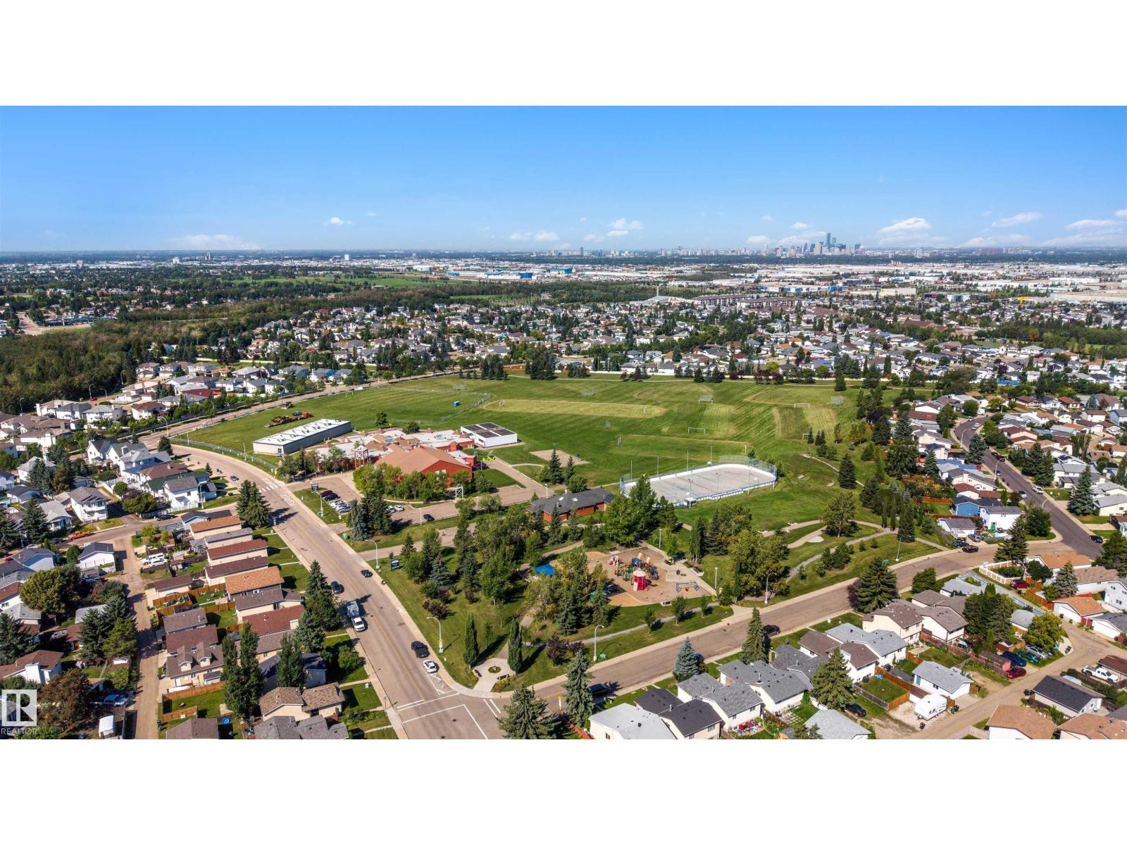 3908 41 Av Nw Property Photo 64