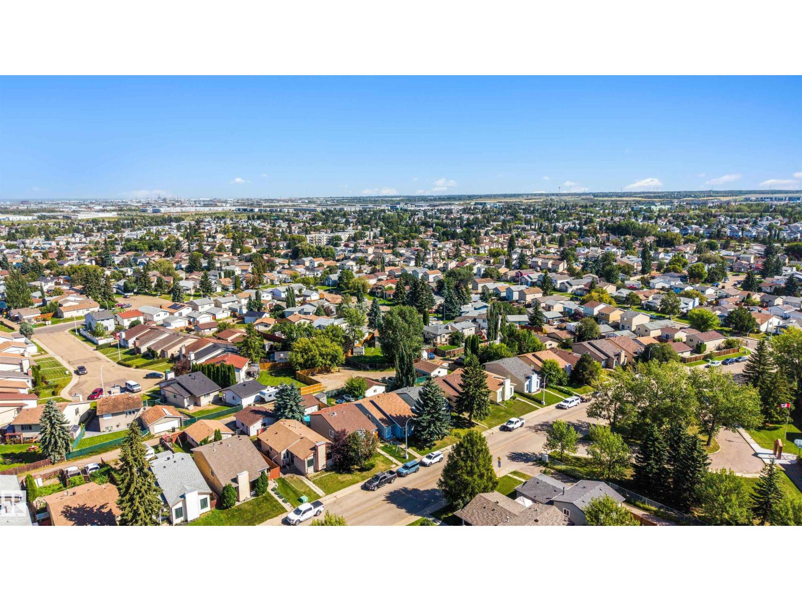 3908 41 Av Nw Property Photo 66