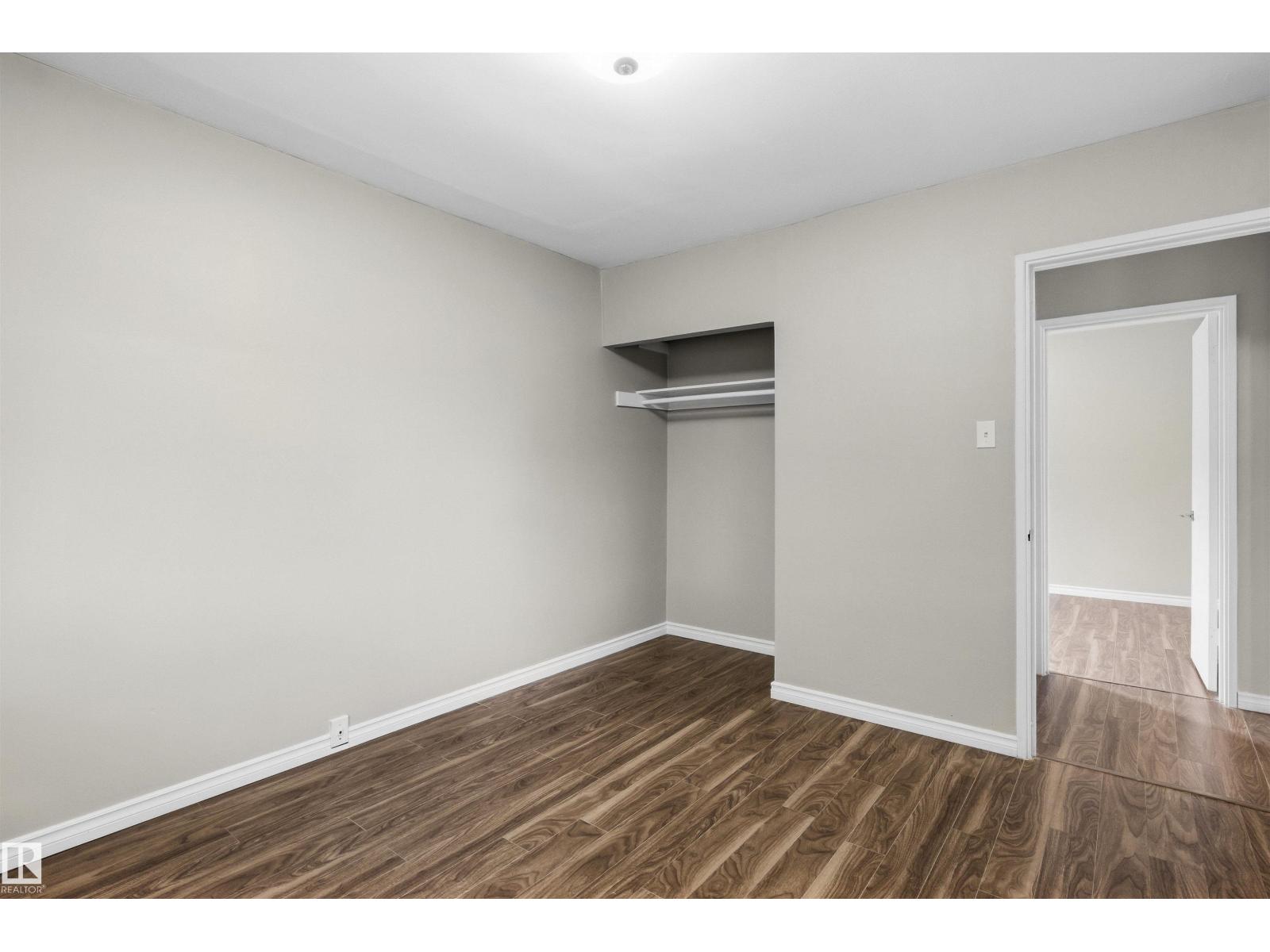 7715 76 Av Nw Property Photo 10