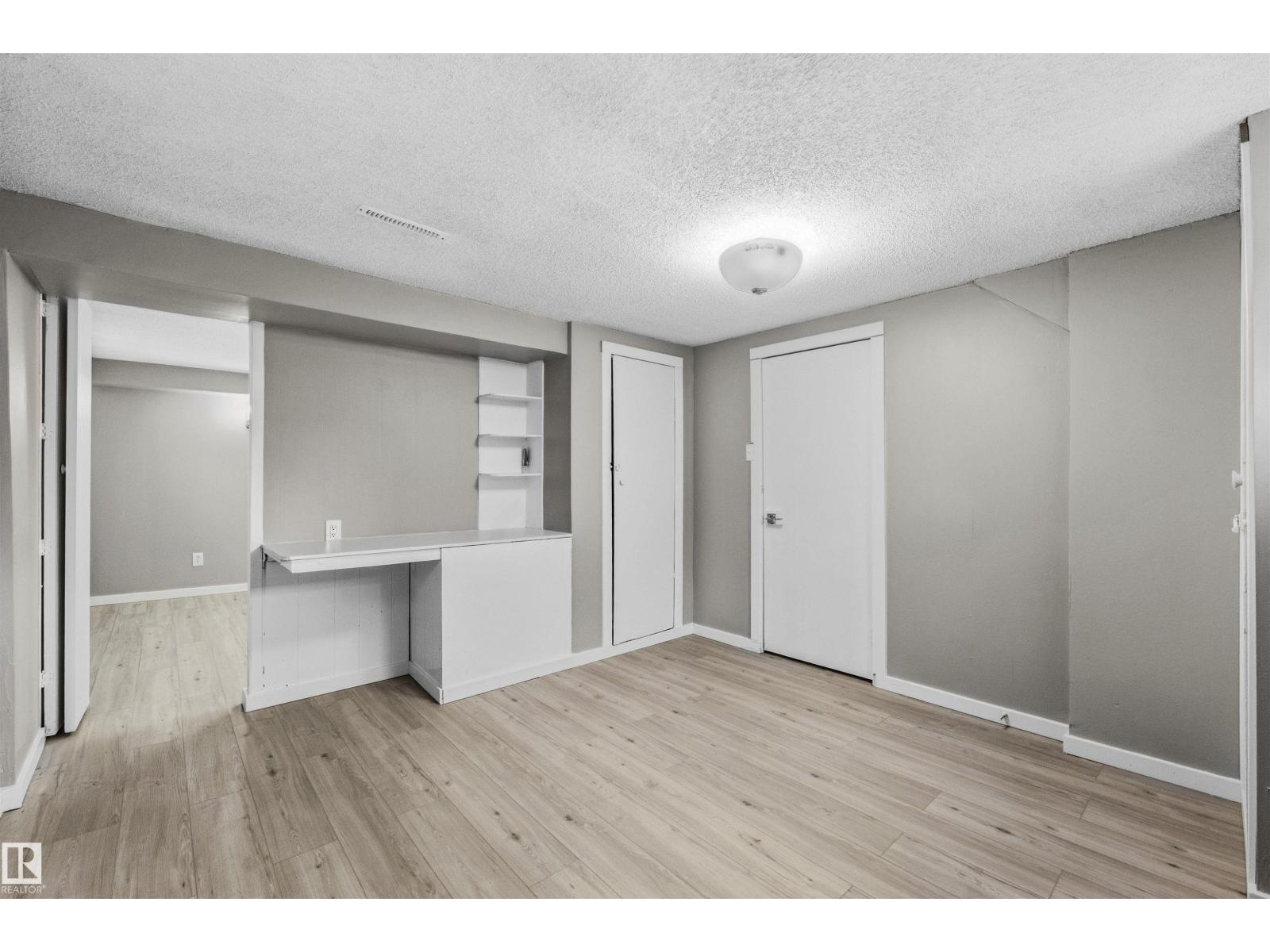 7715 76 Av Nw Property Photo 18