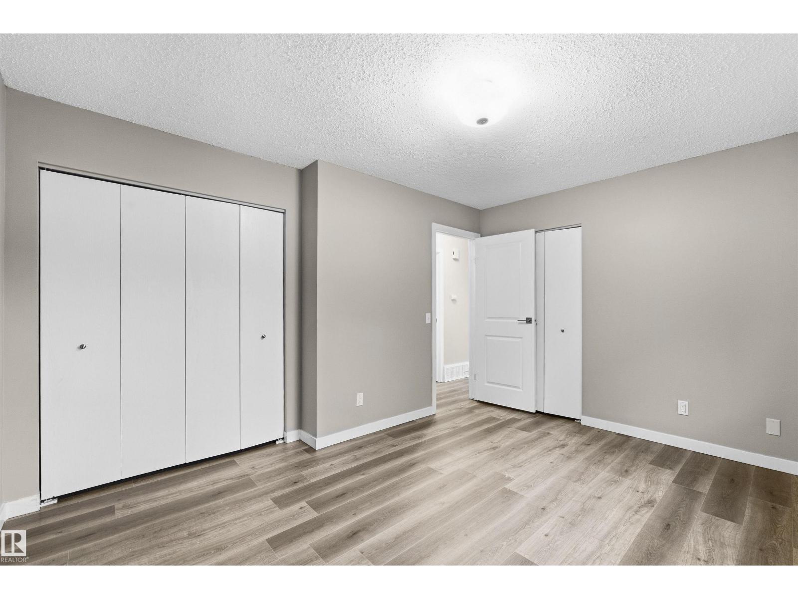 3927 22 Av Nw Property Photo 9