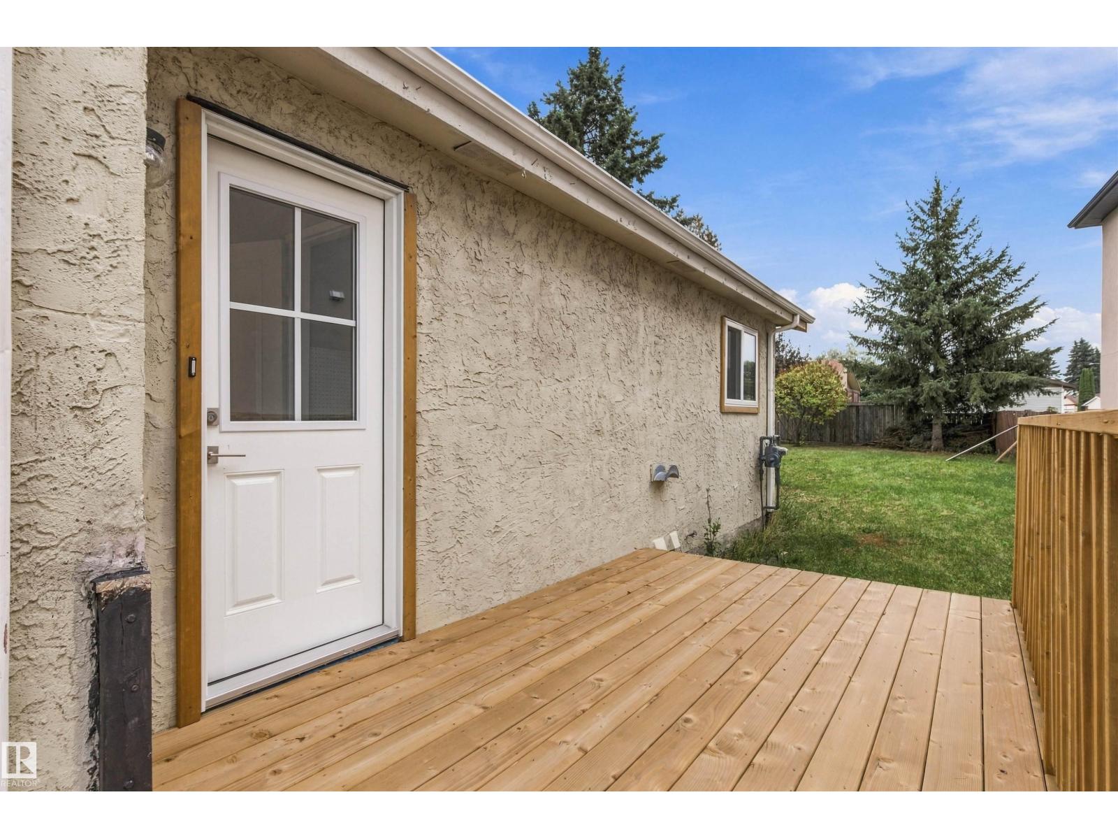 3927 22 Av Nw Property Photo 26