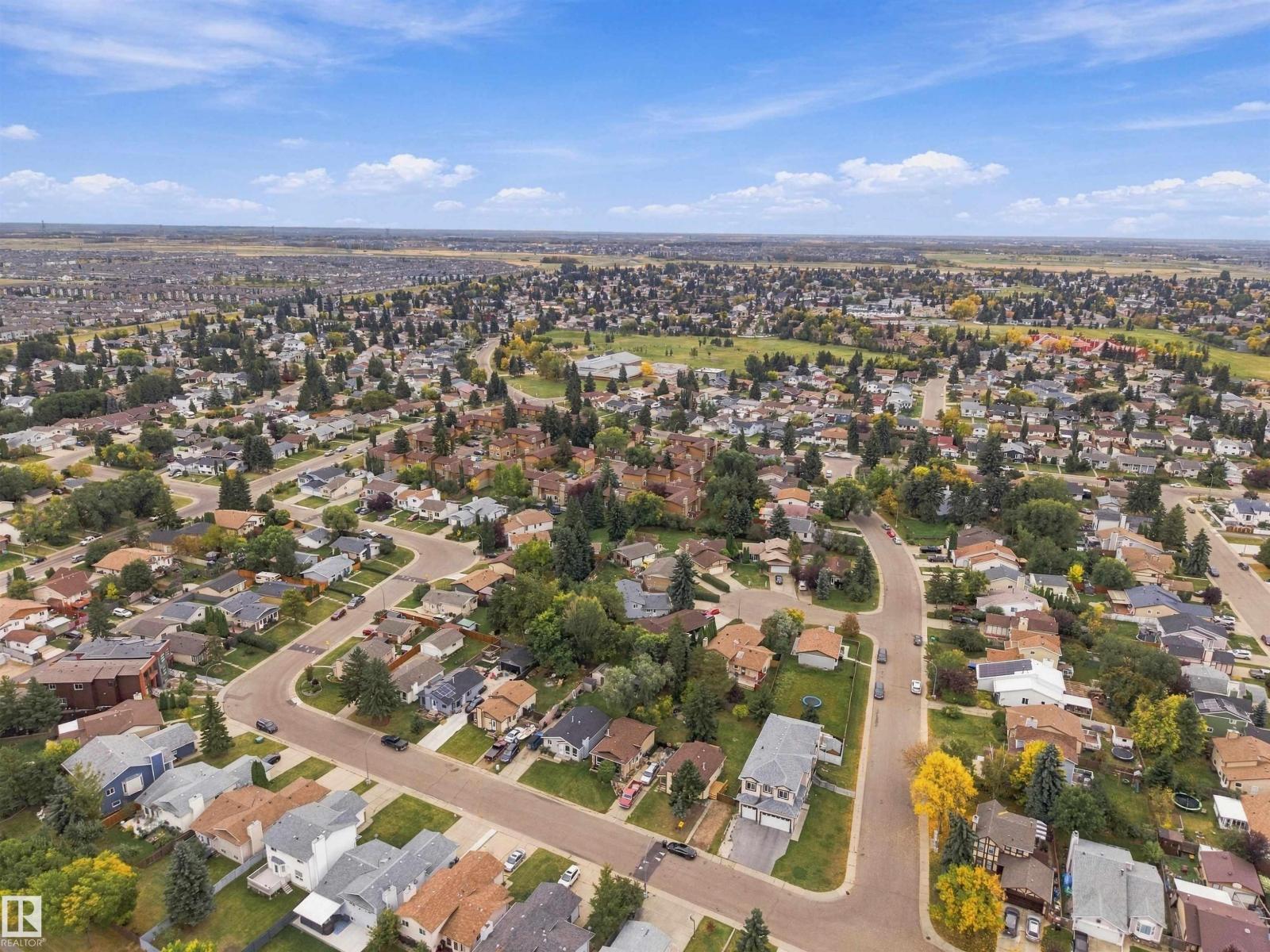 3927 22 Av Nw Property Photo 30
