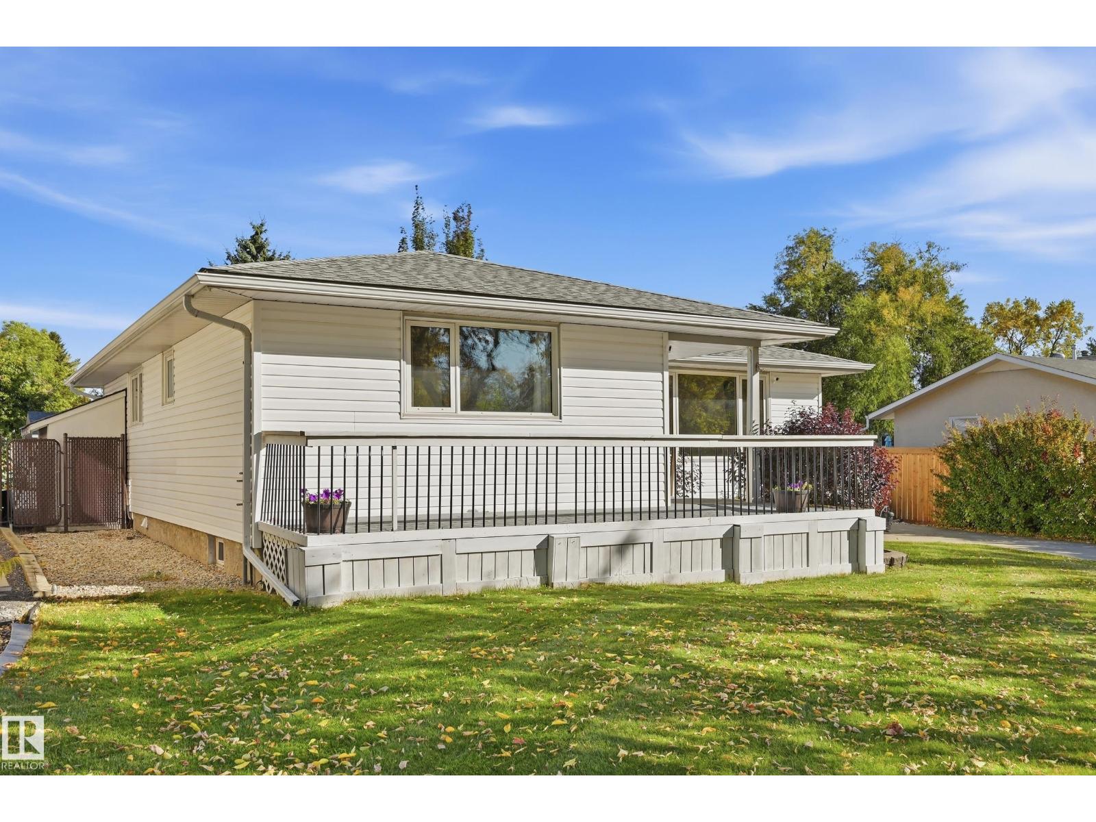 74 Aspen Cr Property Photo 2