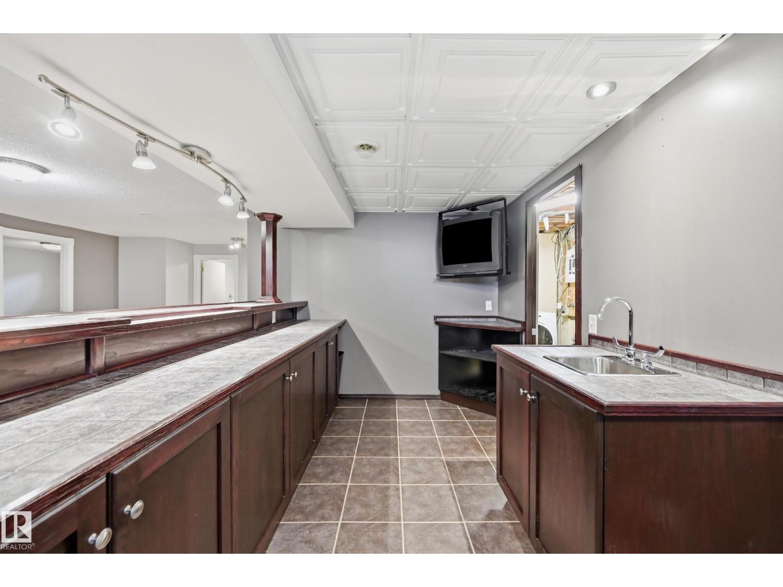 74 Aspen Cr Property Photo 26