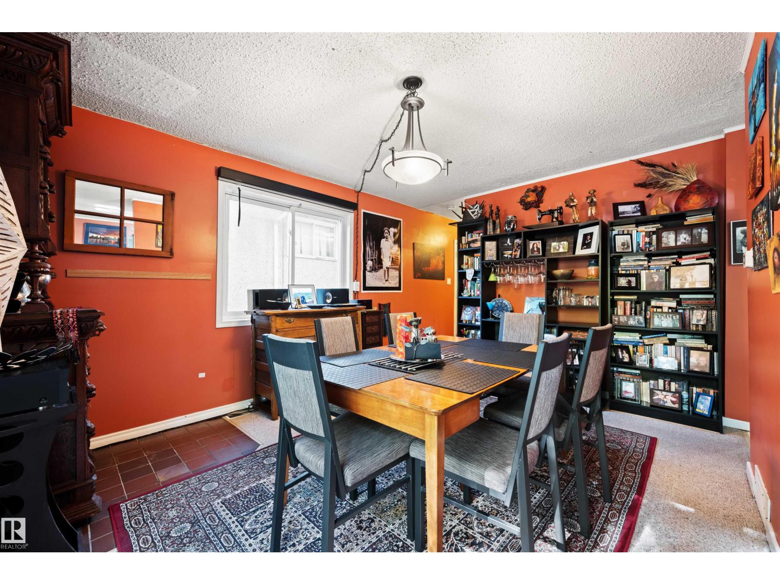 9851 85 Av Nw Property Photo 20