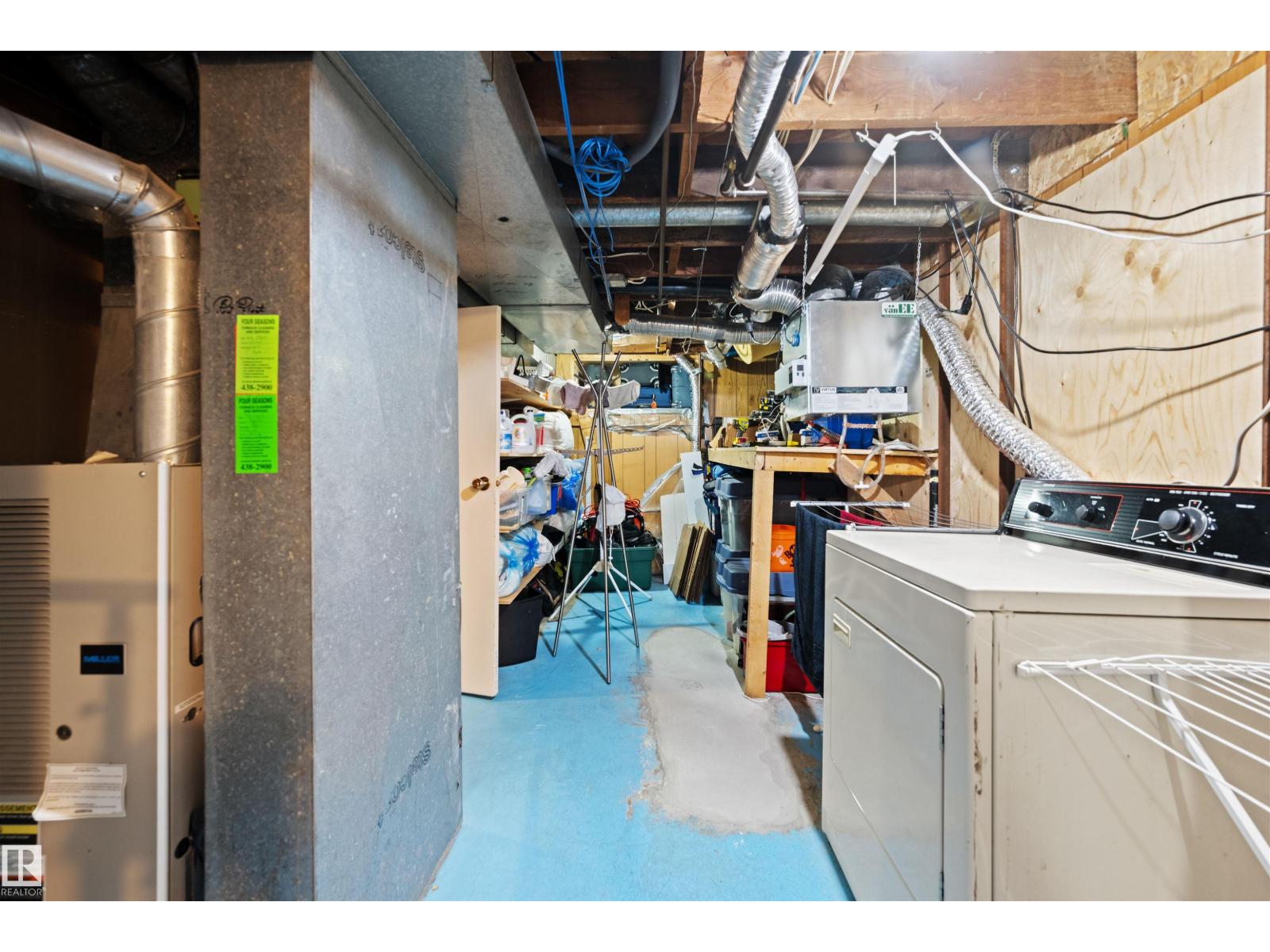9851 85 Av Nw Property Photo 25