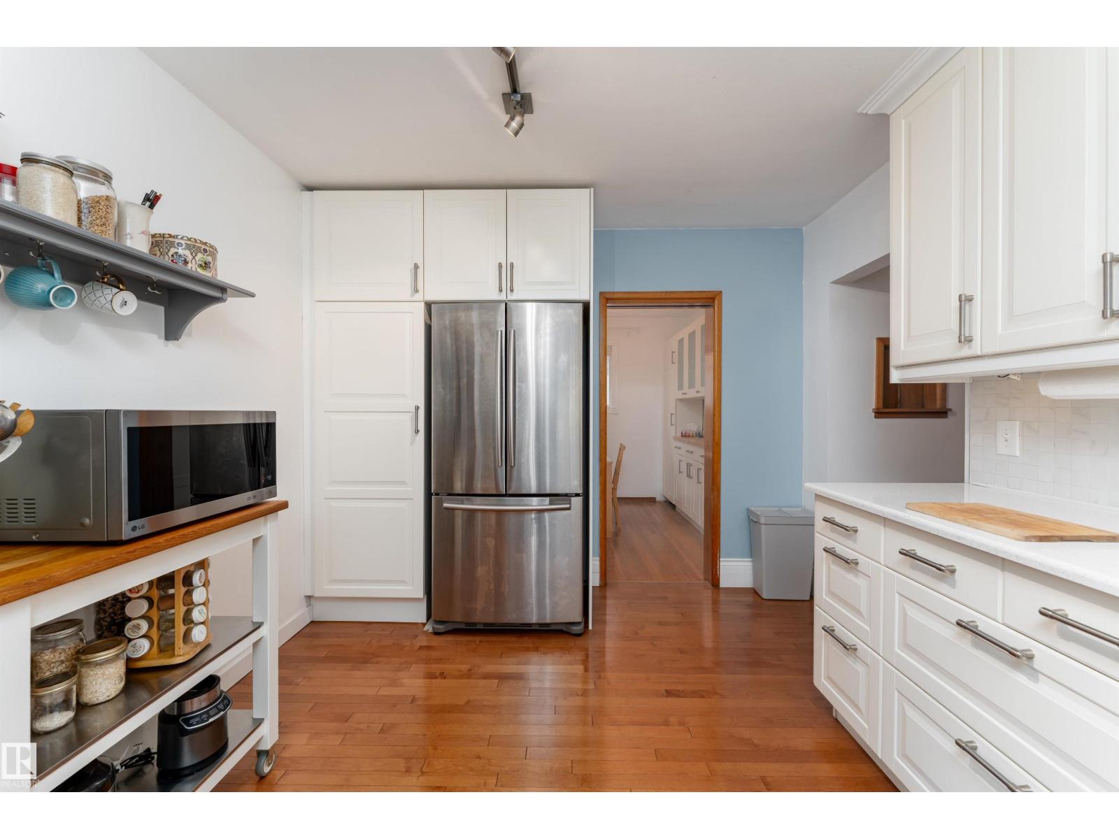 10320 76 St Nw Nw Property Photo 12