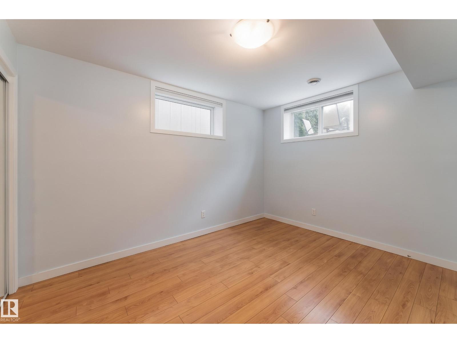 10320 76 St Nw Nw Property Photo 29