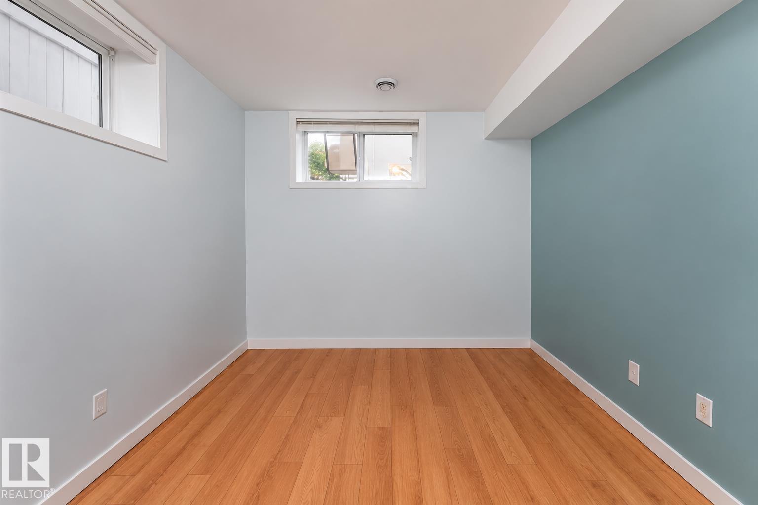 10320 76 St Nw Nw Property Photo 30