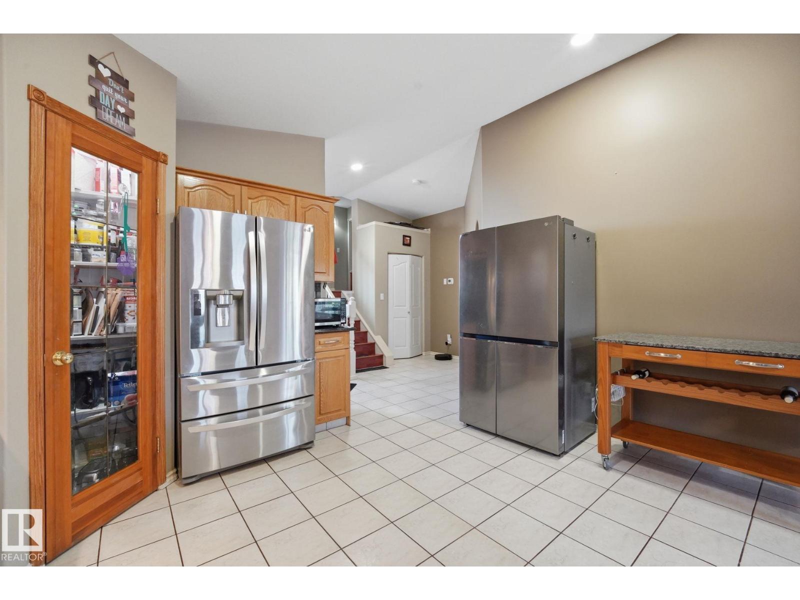 5132 157 Av Nw Property Photo 7