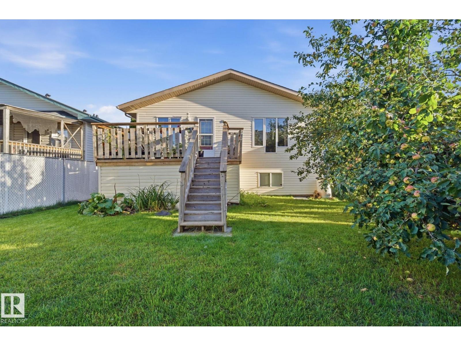 5132 157 Av Nw Property Photo 36