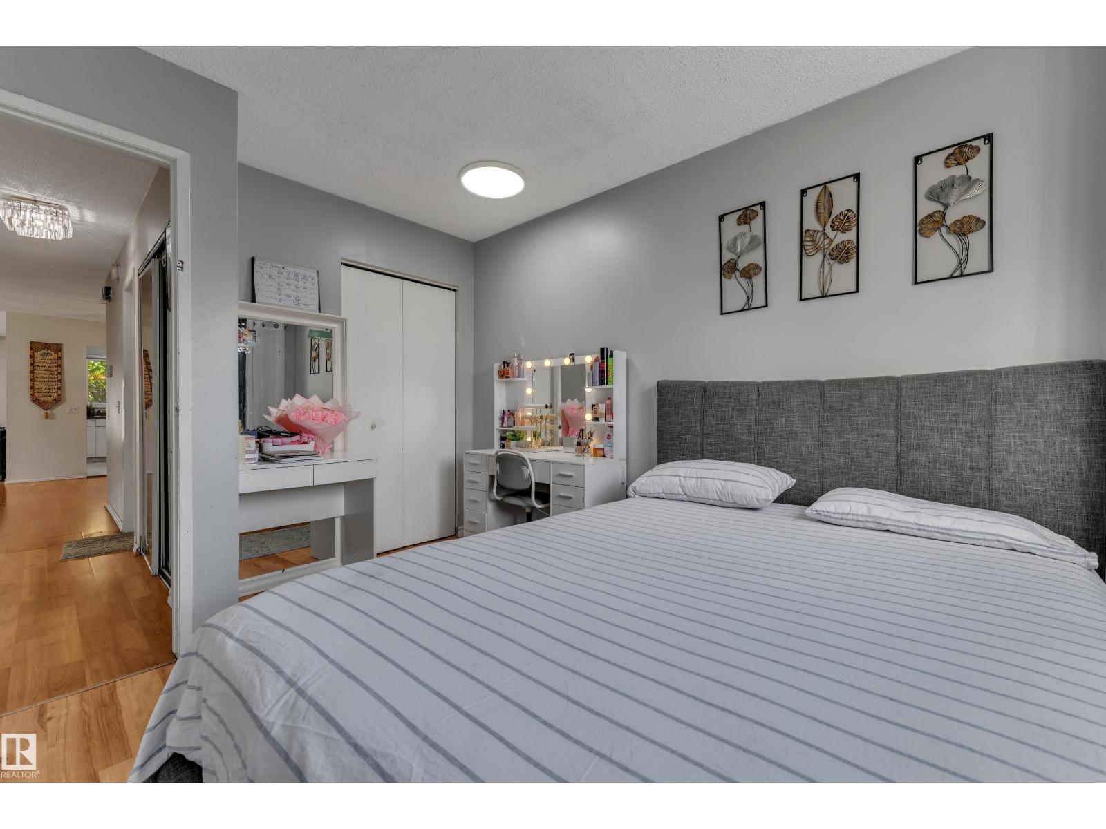 2114 38 St Nw Property Photo 12