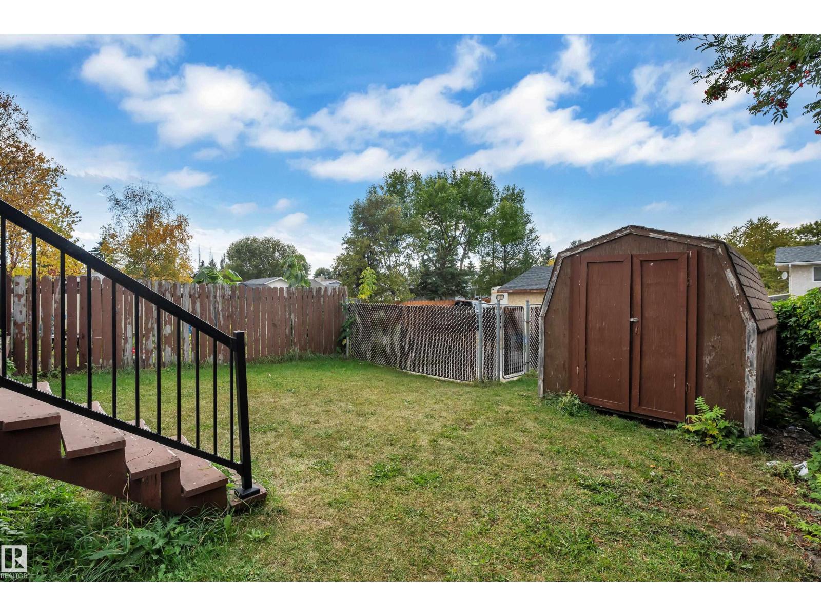 2114 38 St Nw Property Photo 23