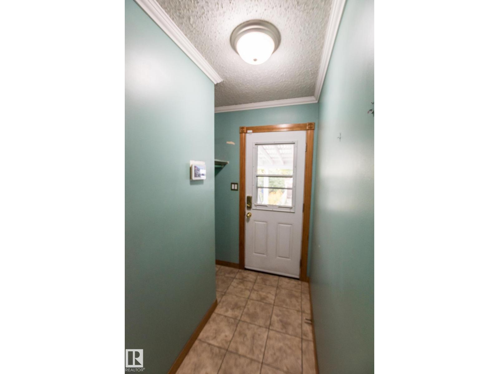 4524 41a St Property Photo 17