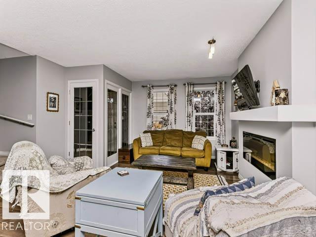 8323 Ellis Crescent Nw Property Photo 16