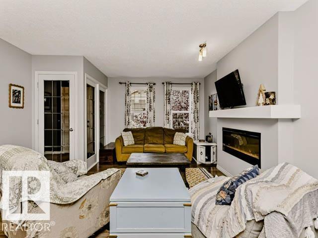 8323 Ellis Crescent Nw Property Photo 25