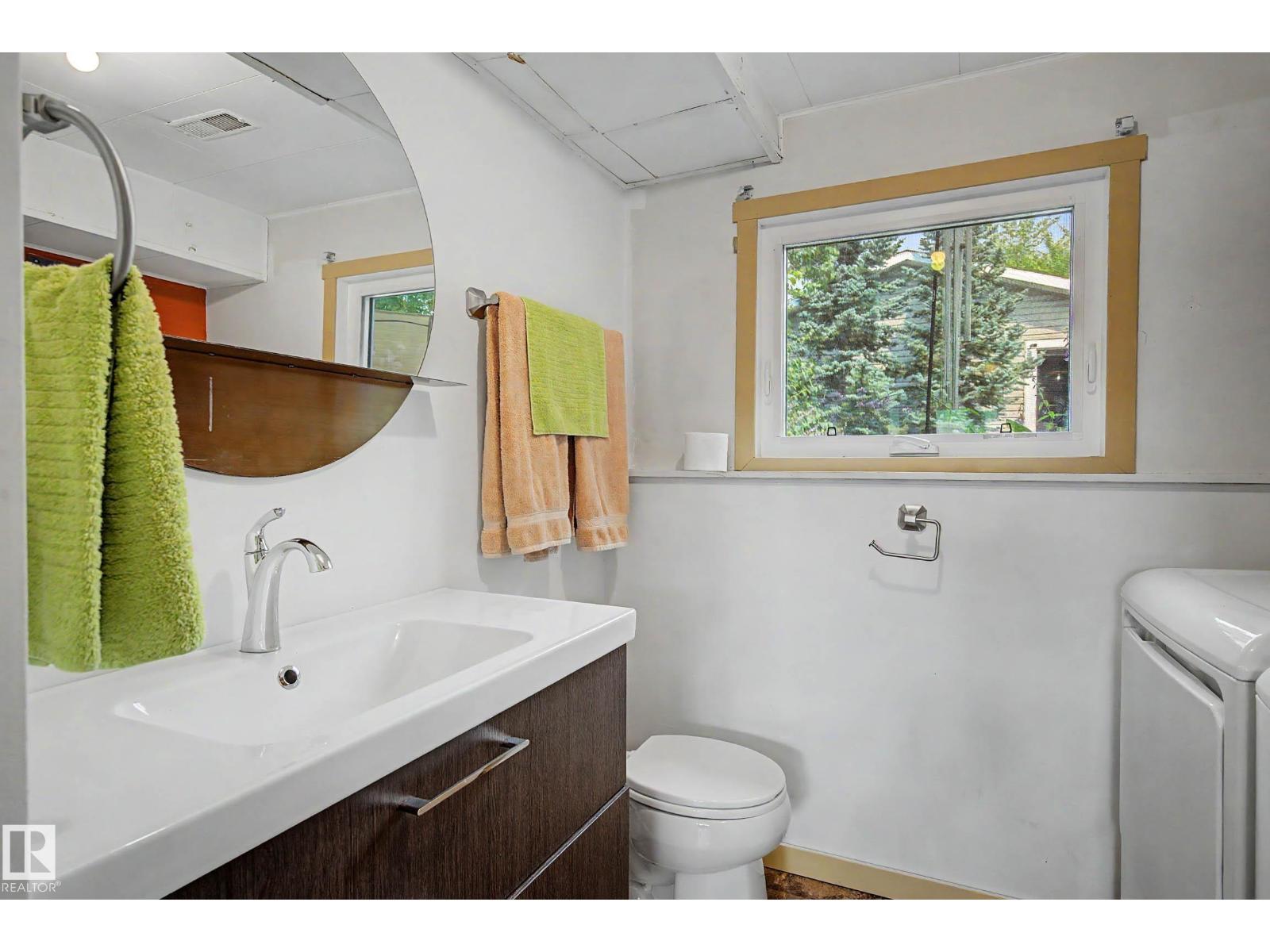 9516 129a Av Nw Property Photo 37