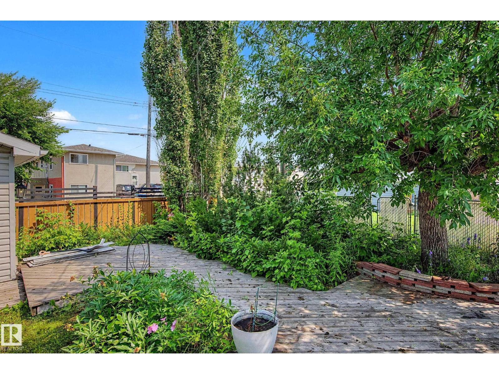 9516 129a Av Nw Property Photo 40