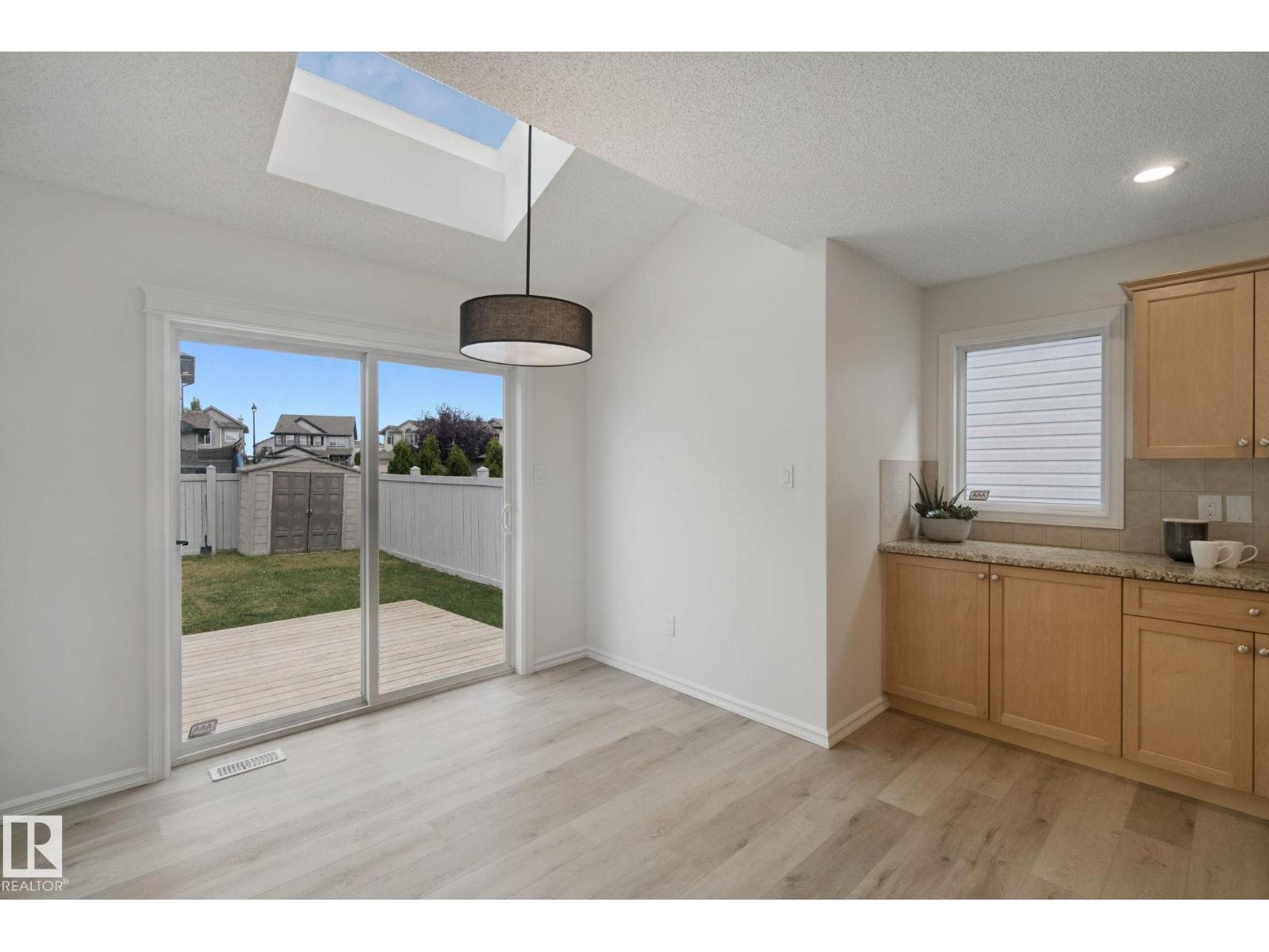 20420 56 Av Nw Property Photo 17