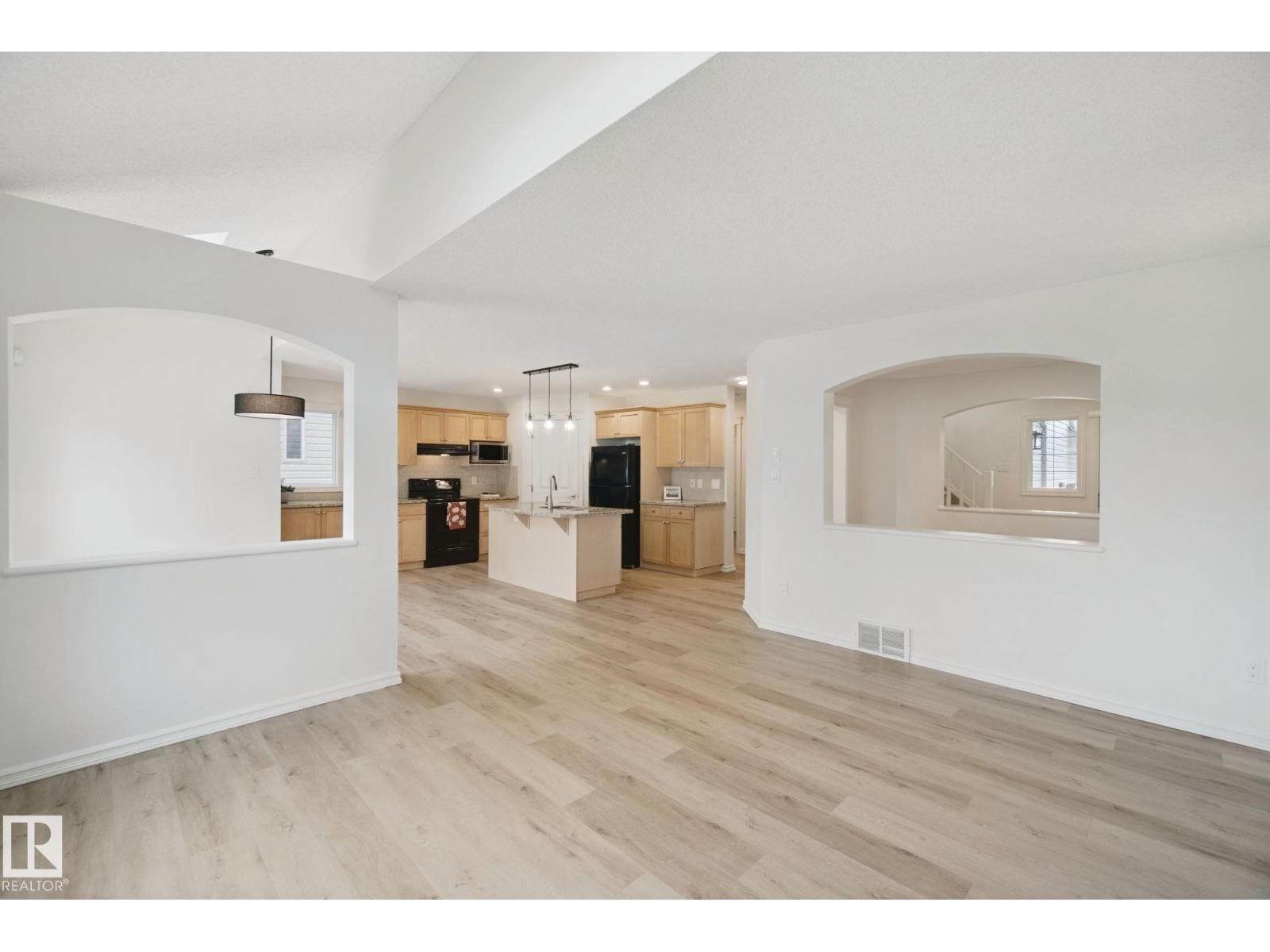 20420 56 Av Nw Property Photo 22