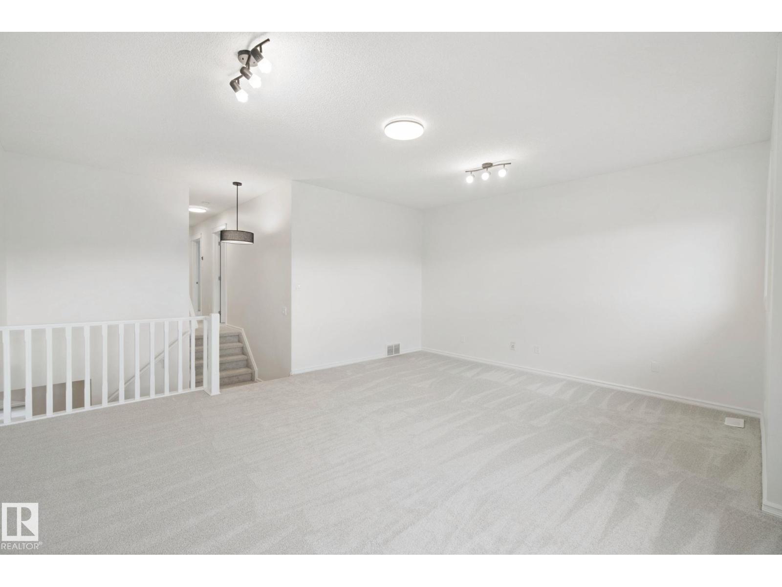 20420 56 Av Nw Property Photo 27