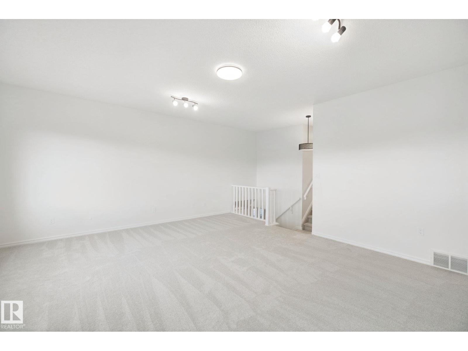 20420 56 Av Nw Property Photo 28